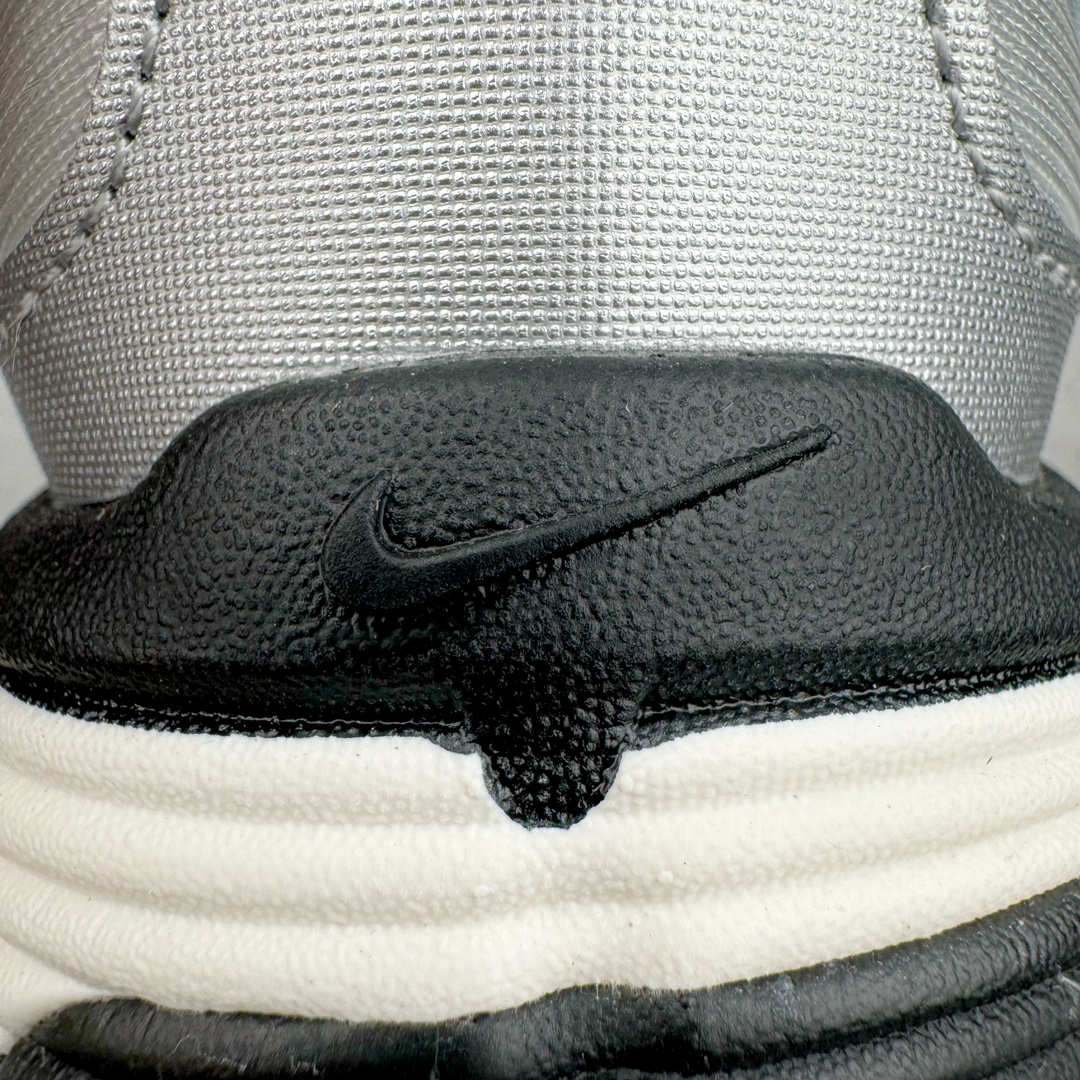 图片[14]-＃CS纯原 NK P-6000 系列低帮复古老爹风休闲运动舒适慢跑鞋 银灰 CN0149-001 购入原鞋原装纸板楦头开发 独家私模四层组合大底 市场唯一正确版本 良心定价 新配色陆续出货 进口三文治网面 融合 Pegasus 过往运动鞋设计 助力 21 世纪早期跑步运动跃升时尚新高度 采用透气网眼布、运动风格线条和耐穿覆面 兼具吸睛外观和舒适感受 中底泡绵以田径赛道为灵感 打造厚实设计 缔造出众缓震性能 尺码：36 36.5 37.5 38 38.5 39 40 40.5 41 42 42.5 43 44 44.5 45-选品中心