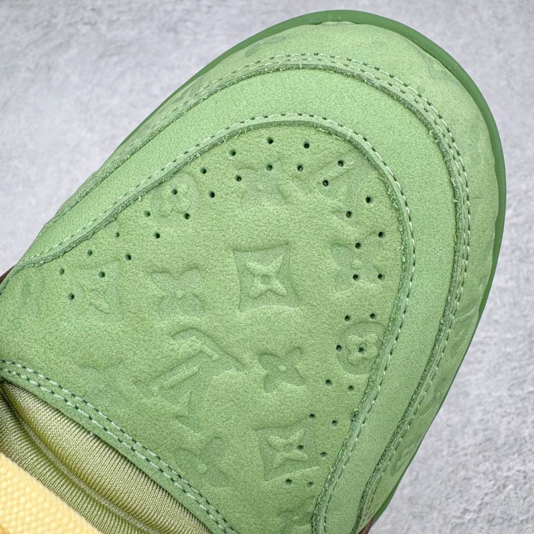 图片[18]-＃GD广顶 Louis Vuitton Trainer lv路易威登时装走秀运动时尚板鞋 外贸零售特供批次 2023全新纸板数据 印花高频效果碾压市面 市售天花板产物 耗时半年巨作 全套原厂新版原纸板楦头开发 原厂特供皮料加持 市场所有版本中综合最强的货品 GD实力大厂出品 全网最全配色更新最快 最成熟的做工稳定的品控 完美鞋型超高的清洁度 零毛边线头瑕疵 全套原楦原纸版原鞋开模 全网最具灵魂的版型 正确原装黄色鞋盒 正确中底印花 鞋面印花3D高频深度立体 全鞋电脑针车 紧密相连 针距密度一致 环保乳胶注塑鞋垫 厚度脚感还原原版 皮面裁剪部位 统一油边封口工艺 原装橡胶大底含胶量大底组合零偏差 专柜全套包装 防尘袋 说明书 质保卡 男女鞋 尺码：35 36 37 38 39 40 41 42 43 44 45-选品中心