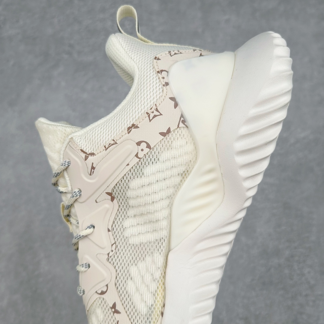 图片[7]-AD AlphaBounce HPC AMS 3M反光 阿尔法三代Bouncetm中底与Forged Mesh 热融合多层绒布的结合 外加马牌大底 原盒市售最高版本 附带官方防水袋 尺码：36 36.5 37.5 38 38.5 39 40 40.5 41 42 42.5 43 44 45-选品中心