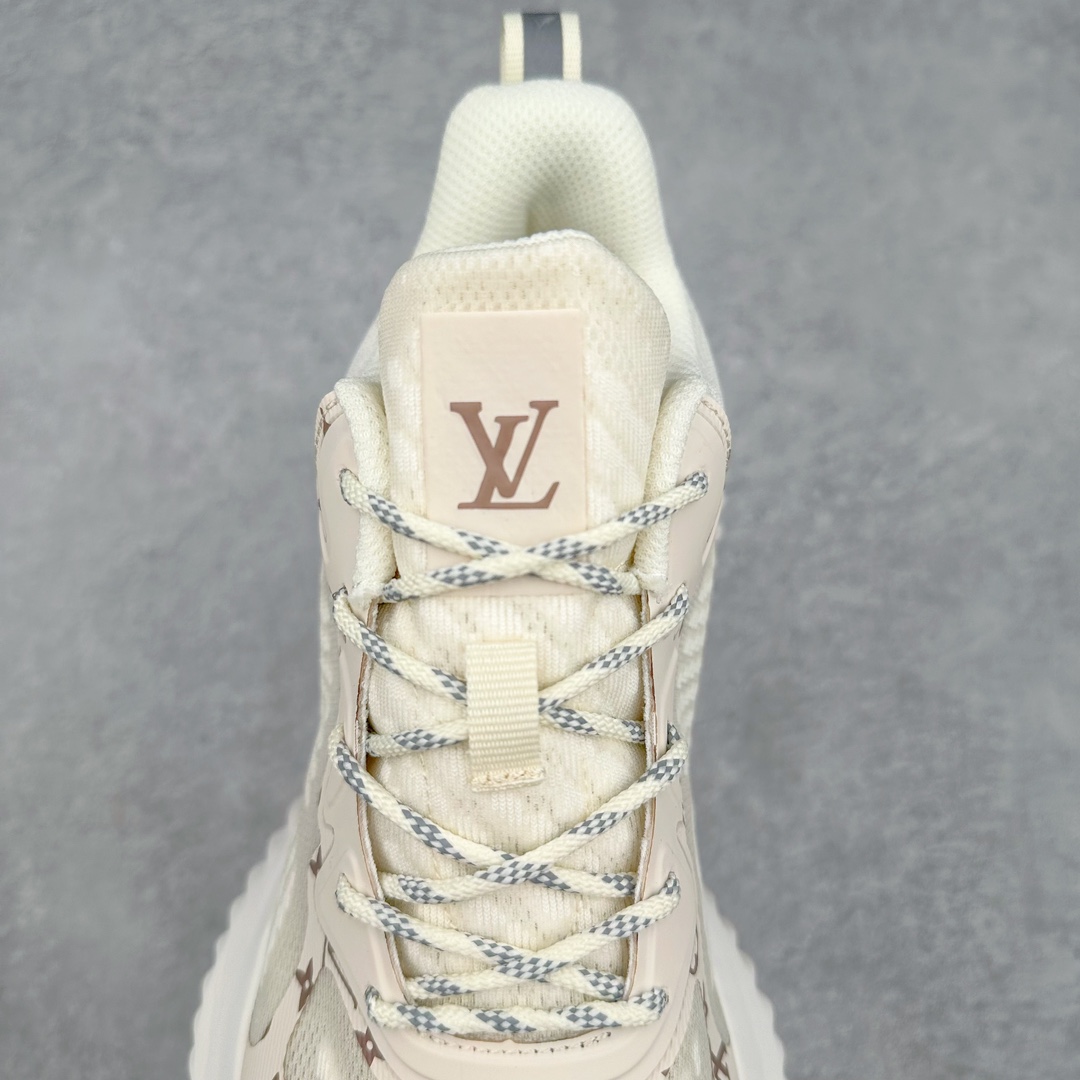 图片[5]-AD AlphaBounce HPC AMS 3M反光 阿尔法三代Bouncetm中底与Forged Mesh 热融合多层绒布的结合 外加马牌大底 原盒市售最高版本 附带官方防水袋 尺码：36 36.5 37.5 38 38.5 39 40 40.5 41 42 42.5 43 44 45-选品中心