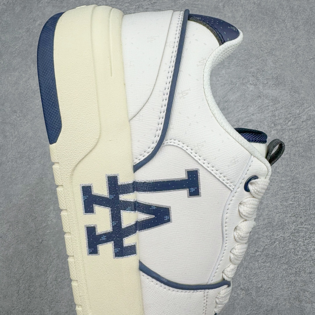 图片[6]-＃PB过验版 MLB Chunky Liner Basic 复古印花学长鞋系列低帮轻量增高厚底百搭休闲运动慢跑鞋板鞋 Korea韩国联名NY美国榄球纽约洋基队限定 目前可过轻松秒过各类鉴定 能操作的私聊 韩国代购专供 左脚内置NFC感应 区别市面贴纸假芯片 MLB专用菱形双针中底布 重点细节中底布带注胶孔 原厂NFC感应吊牌 支持鉴定 一个两位数 原盒原标 全套原楦原纸板原厂数据开发 中韩文保养标贴 绿色防霉片 平台代购专供 独家一比一RB+MD组合大底 高频后跟小人Logo精准对位立体饱满 正确网布加超迁鞋面 转印中底走线紧密 转印Logo工艺表层防刮不掉色 尺码：35 36 36.5 37.5 38 38.5 39 40 40.5 41 42 42.5 43 44 44.5 45-选品中心