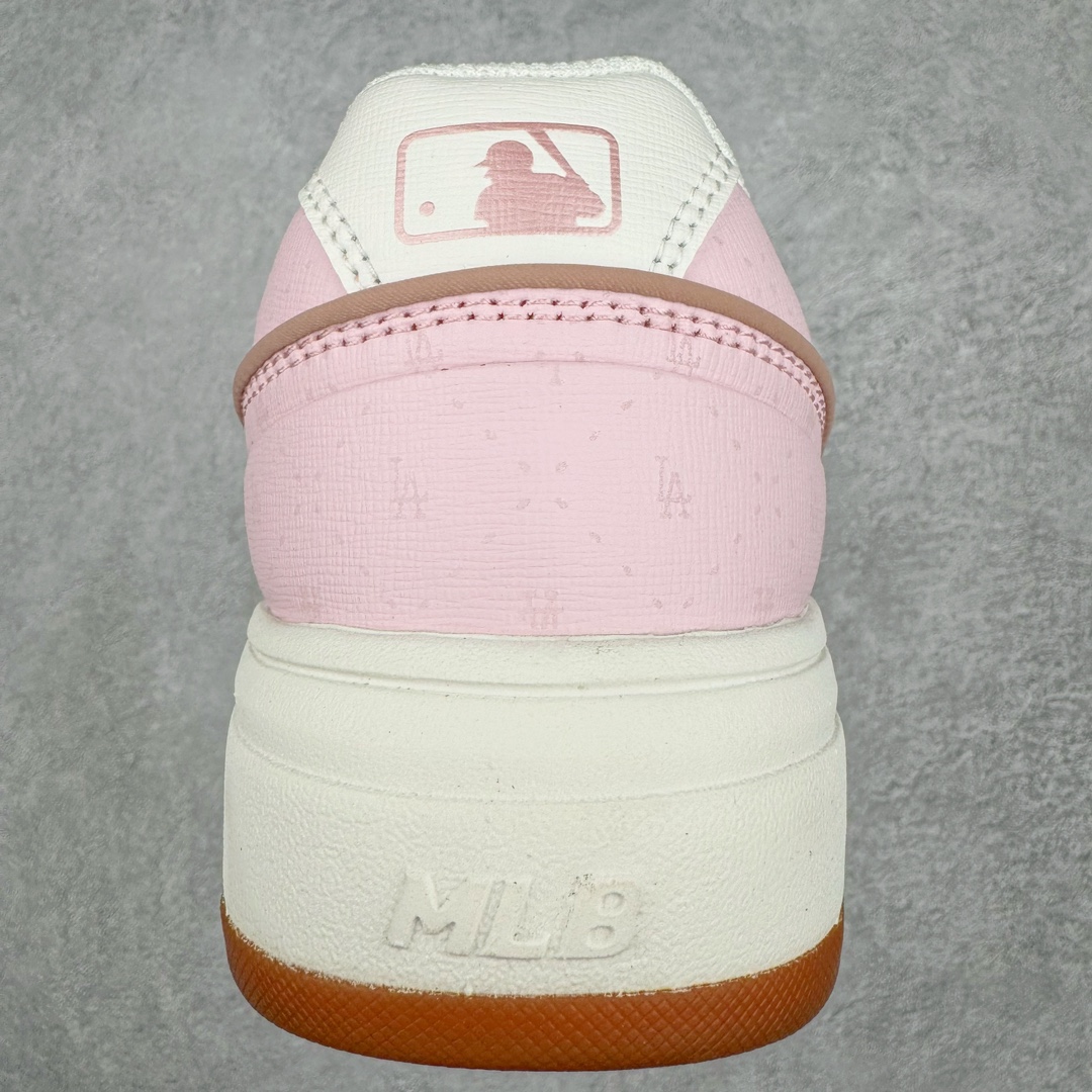 图片[8]-＃PB过验版 MLB Chunky Liner Basic 复古印花学长鞋系列低帮轻量增高厚底百搭休闲运动慢跑鞋板鞋 Korea韩国联名NY美国榄球纽约洋基队限定 目前可过轻松秒过各类鉴定 能操作的私聊 韩国代购专供 左脚内置NFC感应 区别市面贴纸假芯片 MLB专用菱形双针中底布 重点细节中底布带注胶孔 原厂NFC感应吊牌 支持鉴定 一个两位数 原盒原标 全套原楦原纸板原厂数据开发 中韩文保养标贴 绿色防霉片 平台代购专供 独家一比一RB+MD组合大底 高频后跟小人Logo精准对位立体饱满 正确网布加超迁鞋面 转印中底走线紧密 转印Logo工艺表层防刮不掉色 尺码：35 36 36.5 37.5 38 38.5 39 40 40.5 41 42 42.5 43 44 44.5 45-选品中心