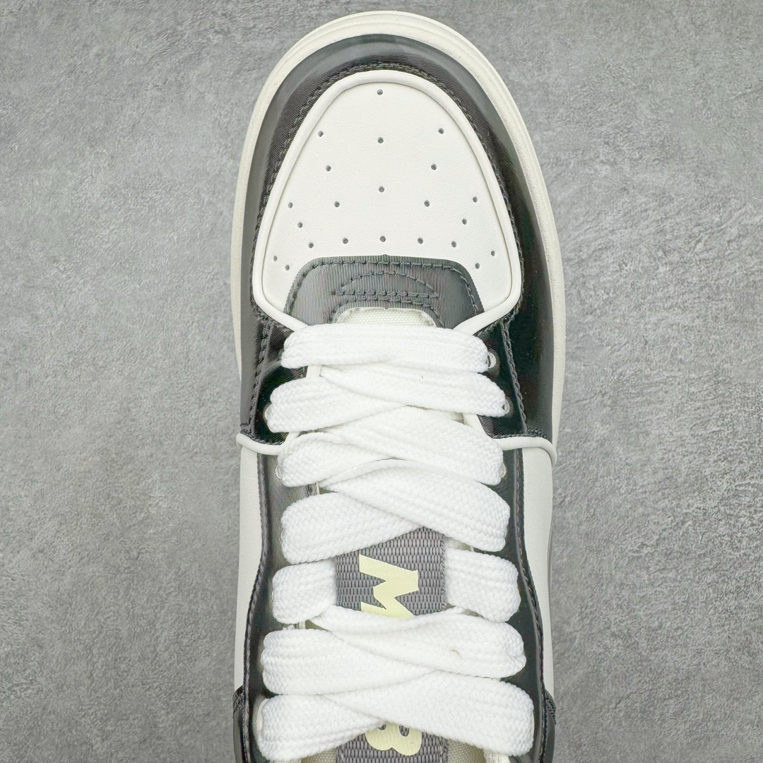 图片[4]-＃PB过验版 MLB Chunky Liner Basic 复古印花学长鞋系列低帮轻量增高厚底百搭休闲运动慢跑鞋板鞋 Korea韩国联名NY美国榄球纽约洋基队限定 目前可过轻松秒过各类鉴定 能操作的私聊 韩国代购专供 左脚内置NFC感应 区别市面贴纸假芯片 MLB专用菱形双针中底布 重点细节中底布带注胶孔 原厂NFC感应吊牌 支持鉴定 一个两位数 原盒原标 全套原楦原纸板原厂数据开发 中韩文保养标贴 绿色防霉片 平台代购专供 独家一比一RB+MD组合大底 高频后跟小人Logo精准对位立体饱满 正确网布加超迁鞋面 转印中底走线紧密 转印Logo工艺表层防刮不掉色 尺码：35 36 36.5 37.5 38 38.5 39 40 40.5 41 42 42.5 43 44 44.5 45-选品中心