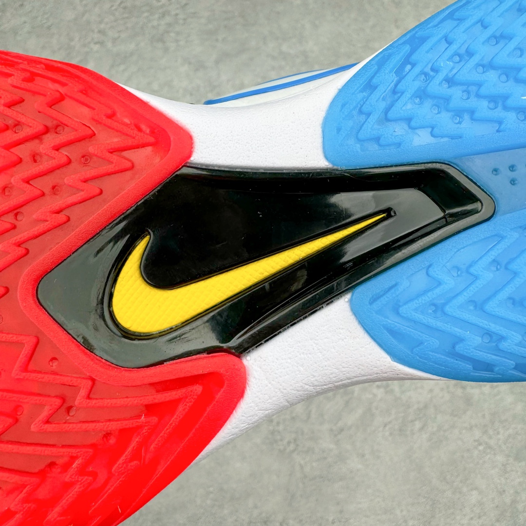 图片[17]-＃F版 NK G.T. Cut 3 EP GT3代实战篮球鞋 HJ6630-900 该鞋款采用出众回弹设计 为切入、转向和移步篮筐提供出色的能量回馈 回弹性能带来弹力充沛的迈步体验 助你爆发疾速 全掌型 ZoomX 泡绵 缔造弹力出众的轻盈迈步体验 助你在比赛升温时能够急速快攻 驰骋全场 鞋面绳线与鞋带相结合 有助稳固前足 后跟搭配加垫鞋口 为脚踝营造舒适稳固感受 全掌型 ZoomX 泡绵 能够带来出众的能量回馈 前足外侧采用精巧塑料覆面 在瞬间爆发时提供稳固脚感 尺码：39 40 40.5 41 42 42.5 43 44 44.5 45 46-选品中心