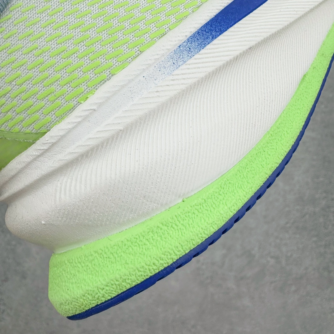 图片[11]-＃YG纯原 AD Supernova Rise 阿迪全新网面休闲长跑跑步鞋 IF3015 款鞋采用了Dreamstrike+ 中底 将缓冲材质与柔软的织物相结合 以最大限度地减少刺激性摩擦和慢跑后水泡的可能性 在美学方面 Supernova Rise 从自然和生物中汲取灵感 如深色底色和半绿色细节 尺码：36 36.5 37.5 38 38.5 39 40 40.5 41 42 42.5 43 44 44.5 45-选品中心