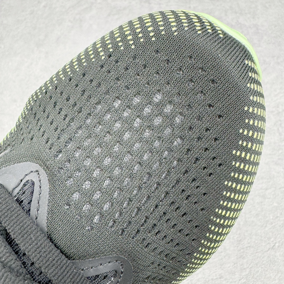 图片[16]-＃YG纯原 AD Supernova Rise 阿迪全新网面休闲长跑跑步鞋 IG5846 款鞋采用了Dreamstrike+ 中底 将缓冲材质与柔软的织物相结合 以最大限度地减少刺激性摩擦和慢跑后水泡的可能性 在美学方面 Supernova Rise 从自然和生物中汲取灵感 如深色底色和半绿色细节 尺码：36 36.5 37.5 38 38.5 39 40 40.5 41 42 42.5 43 44 44.5 45-选品中心