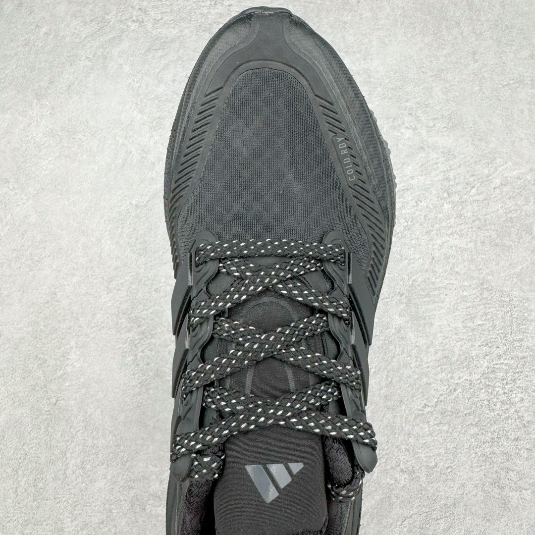 图片[4]-＃YG纯原 AD Ultra Boost Light UB2023 COLD.RDY 2.0 低帮袜套式针织透气缓震休闲运动慢跑鞋 IE1677 德国进口巴斯夫大底 全套原纸板楦头开发 原厂特供飞织面配套加持 确保原汁原味 完美呈现版型 一比一还原zp踩屎脚感 原档案底模数据 正确多层组合大底 辰元原厂针织代工 细节还原度极高 独家外贸特供开发至48.5 历经10年不断创新以科技重塑跑步推出全新超轻新科技跑鞋 力求为跑步添活力 搭载LIGHT BOOST中底的新鲜演绎 无论节奏快慢、距离长短 伴你活力畅跑 延续了该系列的设计语言 采用分区编织鞋面 鞋头处网眼孔洞更大 提升透气性 一体式鞋舌 避免运动中出现偏移 实现鞋脚一体性 鞋侧 TPU 材质 有效提供支撑性 镂空的设计 同时减轻整体重量 最明显的则是中底部分 不仅是厚度夸张 大家最熟悉的 Boost 材质终于迎来升级 减重 30% 带来更轻量化的上脚感受 尺码：36 36.5 37 38 38.5 39 40-选品中心