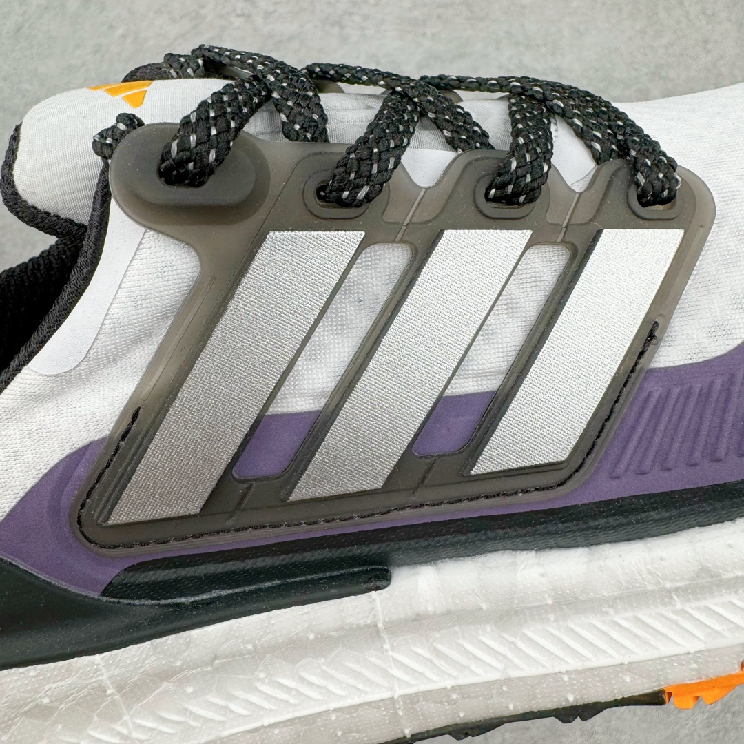 图片[12]-＃YG纯原 AD Ultra Boost Light UB2023 COLD.RDY 2.0 低帮袜套式针织透气缓震休闲运动慢跑鞋 IE1678 德国进口巴斯夫大底 全套原纸板楦头开发 原厂特供飞织面配套加持 确保原汁原味 完美呈现版型 一比一还原zp踩屎脚感 原档案底模数据 正确多层组合大底 辰元原厂针织代工 细节还原度极高 独家外贸特供开发至48.5 历经10年不断创新以科技重塑跑步推出全新超轻新科技跑鞋 力求为跑步添活力 搭载LIGHT BOOST中底的新鲜演绎 无论节奏快慢、距离长短 伴你活力畅跑 延续了该系列的设计语言 采用分区编织鞋面 鞋头处网眼孔洞更大 提升透气性 一体式鞋舌 避免运动中出现偏移 实现鞋脚一体性 鞋侧 TPU 材质 有效提供支撑性 镂空的设计 同时减轻整体重量 最明显的则是中底部分 不仅是厚度夸张 大家最熟悉的 Boost 材质终于迎来升级 减重 30% 带来更轻量化的上脚感受 尺码：39 40 40.5 41 42 42.5 43 44 44.5 45-选品中心