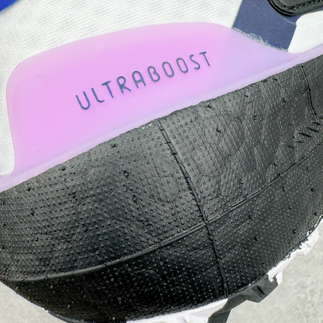 图片[14]-＃YG纯原 AD Ultra Boost Light UB2023 COLD.RDY 2.0 低帮袜套式针织透气缓震休闲运动慢跑鞋 IE1676 德国进口巴斯夫大底 全套原纸板楦头开发 原厂特供飞织面配套加持 确保原汁原味 完美呈现版型 一比一还原zp踩屎脚感 原档案底模数据 正确多层组合大底 辰元原厂针织代工 细节还原度极高 独家外贸特供开发至48.5 历经10年不断创新以科技重塑跑步推出全新超轻新科技跑鞋 力求为跑步添活力 搭载LIGHT BOOST中底的新鲜演绎 无论节奏快慢、距离长短 伴你活力畅跑 延续了该系列的设计语言 采用分区编织鞋面 鞋头处网眼孔洞更大 提升透气性 一体式鞋舌 避免运动中出现偏移 实现鞋脚一体性 鞋侧 TPU 材质 有效提供支撑性 镂空的设计 同时减轻整体重量 最明显的则是中底部分 不仅是厚度夸张 大家最熟悉的 Boost 材质终于迎来升级 减重 30% 带来更轻量化的上脚感受 尺码：36 36.5 37 38 38.5 39 40-选品中心