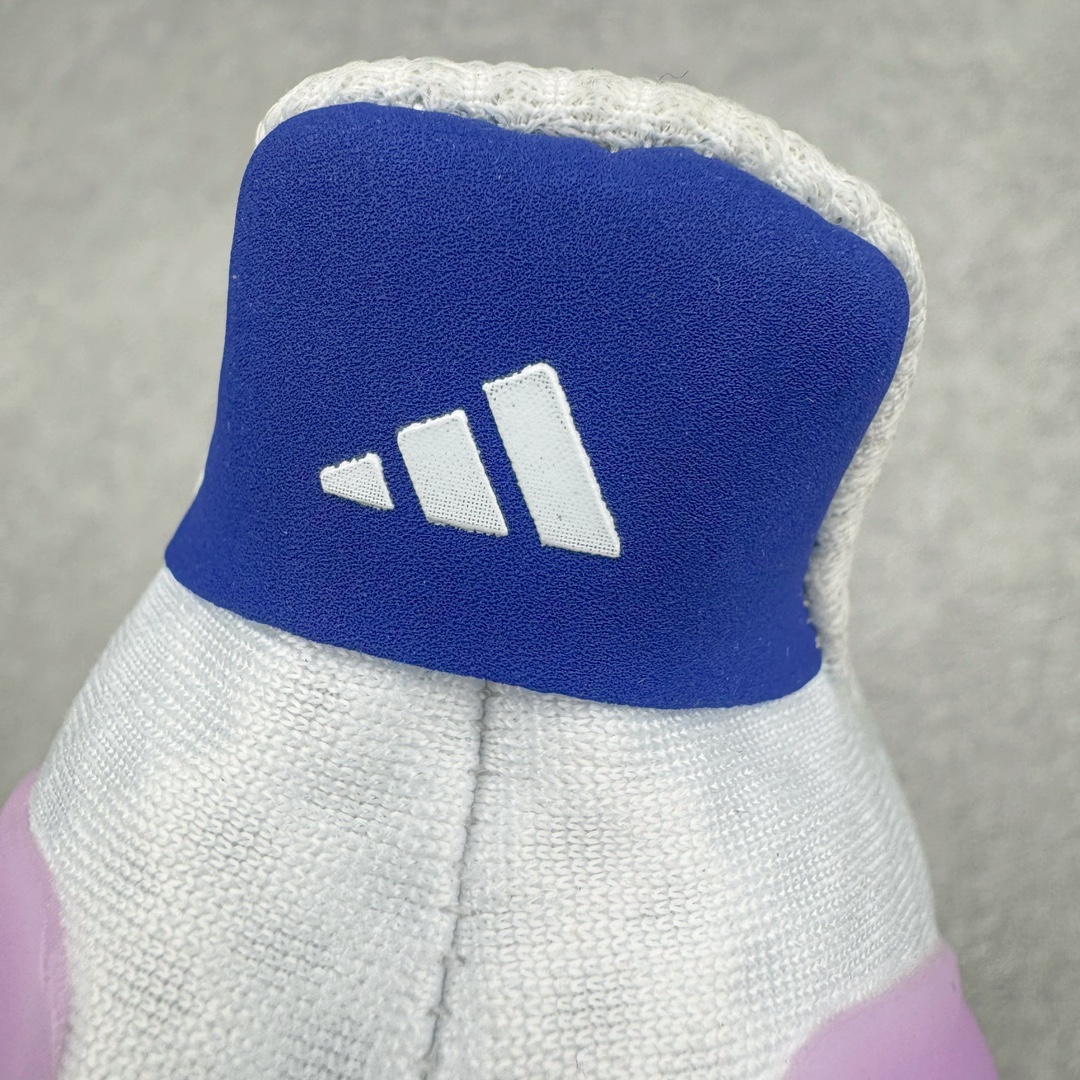 图片[15]-＃YG纯原 AD Ultra Boost Light UB2023 COLD.RDY 2.0 低帮袜套式针织透气缓震休闲运动慢跑鞋 IE1676 德国进口巴斯夫大底 全套原纸板楦头开发 原厂特供飞织面配套加持 确保原汁原味 完美呈现版型 一比一还原zp踩屎脚感 原档案底模数据 正确多层组合大底 辰元原厂针织代工 细节还原度极高 独家外贸特供开发至48.5 历经10年不断创新以科技重塑跑步推出全新超轻新科技跑鞋 力求为跑步添活力 搭载LIGHT BOOST中底的新鲜演绎 无论节奏快慢、距离长短 伴你活力畅跑 延续了该系列的设计语言 采用分区编织鞋面 鞋头处网眼孔洞更大 提升透气性 一体式鞋舌 避免运动中出现偏移 实现鞋脚一体性 鞋侧 TPU 材质 有效提供支撑性 镂空的设计 同时减轻整体重量 最明显的则是中底部分 不仅是厚度夸张 大家最熟悉的 Boost 材质终于迎来升级 减重 30% 带来更轻量化的上脚感受 尺码：36 36.5 37 38 38.5 39 40-选品中心