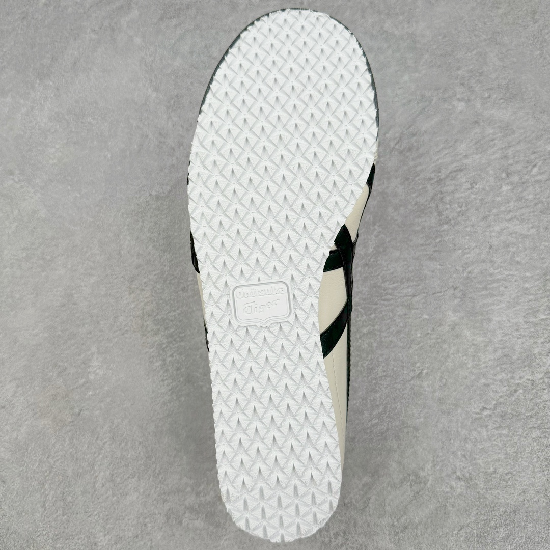 图片[9]-＃HK纯原 Asics Onitsuka Tiger MEXICO 66 亚瑟士鬼冢虎复古经典板鞋 市场最强版本 头层小羊皮加持 海外订单工厂出品 超成熟稳定的做工品控 原装全套纸板楦头开发 原汁原味 完美呈现版型 私模正确鞋底咬花纹路 一比一鞋头弧度高度鞋身弧度 绝不口嗨 细节品控鞋型随意秒杀市面 原档咬花纹路私模大底 一个单元有六个三角形 总体形拼接呈现花瓣状 官方四联吊牌 原装Ortholite轻量化鞋垫 原盒原配 质保卡 说明书 钢印防尘纸 纸板中底带钢印 乳胶组合鞋垫 支持全方位的对比专柜 产品从款式颜色造型上体现出追求舒适和细节的完美 鞋类更是推崇手工制作的严谨与完美 融舒适性与可穿性的设计风格 注重细节的完美和别致魅力 既保持稳重 又不失轻松的时尚感 尺码：36 37 37.5 38 39 39.5 40 40.5 41.5 42 42.5 43.5 44 45 46-选品中心