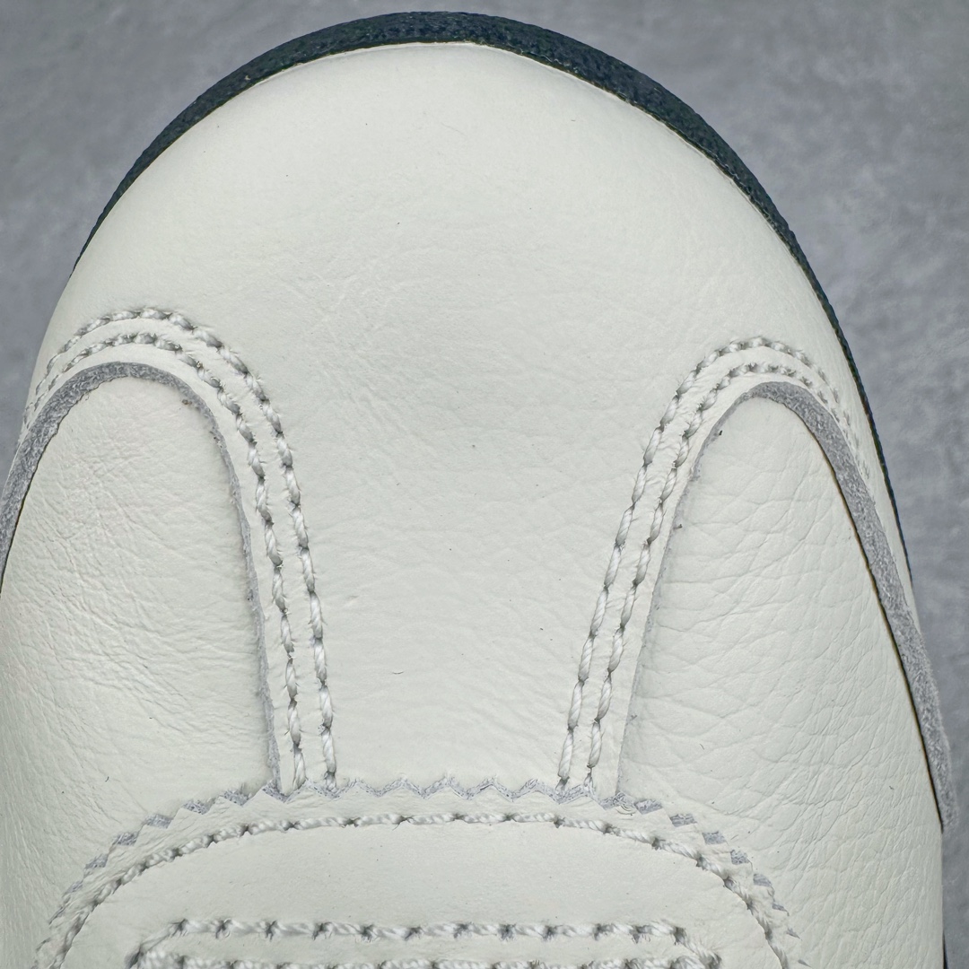 图片[10]-＃HK纯原 Asics Onitsuka Tiger MEXICO 66 亚瑟士鬼冢虎复古经典板鞋 市场最强版本 头层小羊皮加持 海外订单工厂出品 超成熟稳定的做工品控 原装全套纸板楦头开发 原汁原味 完美呈现版型 私模正确鞋底咬花纹路 一比一鞋头弧度高度鞋身弧度 绝不口嗨 细节品控鞋型随意秒杀市面 原档咬花纹路私模大底 一个单元有六个三角形 总体形拼接呈现花瓣状 官方四联吊牌 原装Ortholite轻量化鞋垫 原盒原配 质保卡 说明书 钢印防尘纸 纸板中底带钢印 乳胶组合鞋垫 支持全方位的对比专柜 产品从款式颜色造型上体现出追求舒适和细节的完美 鞋类更是推崇手工制作的严谨与完美 融舒适性与可穿性的设计风格 注重细节的完美和别致魅力 既保持稳重 又不失轻松的时尚感 尺码：36 37 37.5 38 39 39.5 40 40.5 41.5 42 42.5 43.5 44 45 46-选品中心