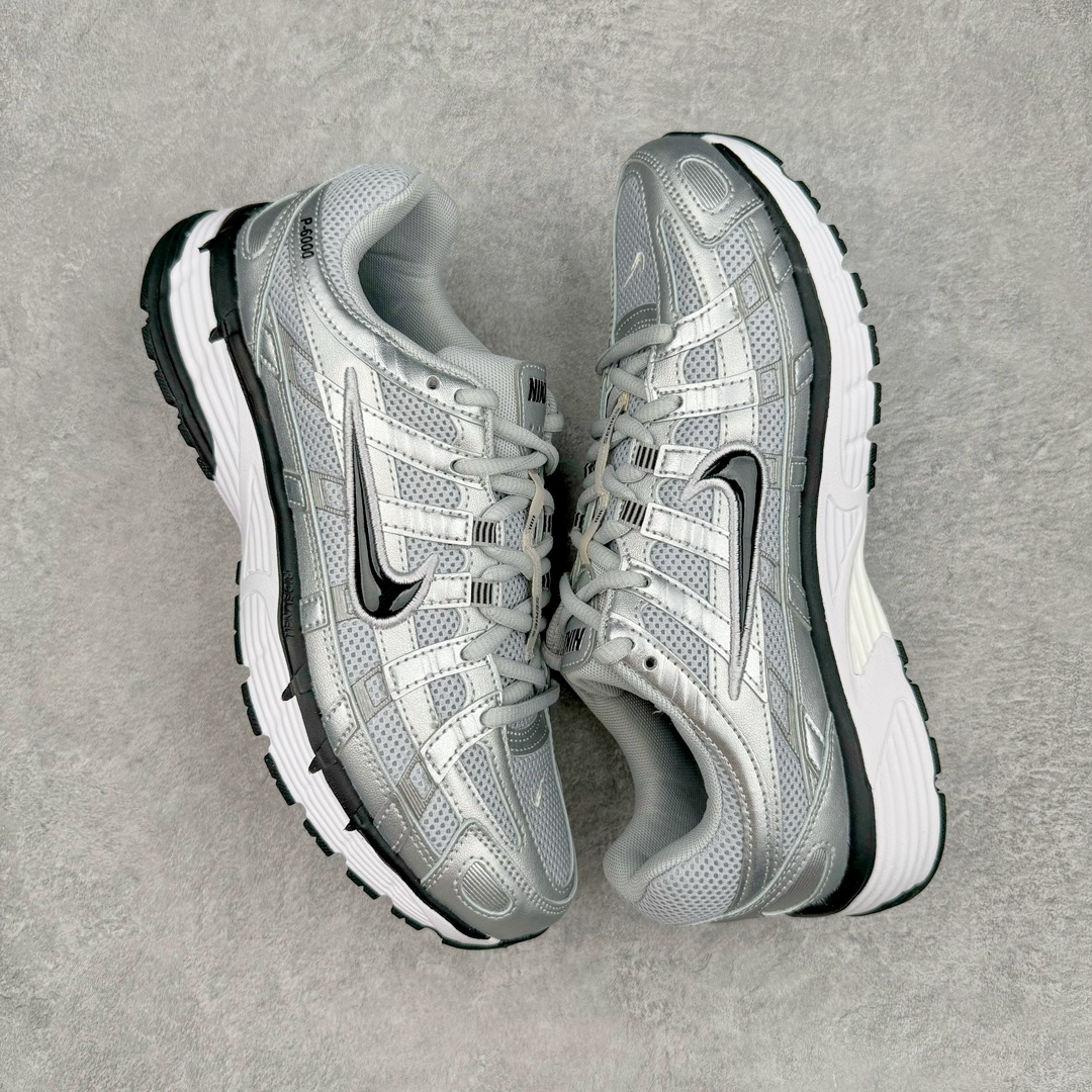 图片[3]-NK P-6000 系列低帮复古老爹风休闲运动舒适慢跑鞋 FB9876-101 融合 Pegasus 过往运动鞋设计 助力 21 世纪早期跑步运动跃升时尚新高度 采用透气网眼布、运动风格线条和耐穿覆面 兼具吸睛外观和舒适感受 中底泡绵以田径赛道为灵感 打造厚实设计 缔造出众缓震性能 尺码：36 36.5 37.5 38 38.5 39 40 40.5 41 42 42.5 43 44 44.5 45-选品中心