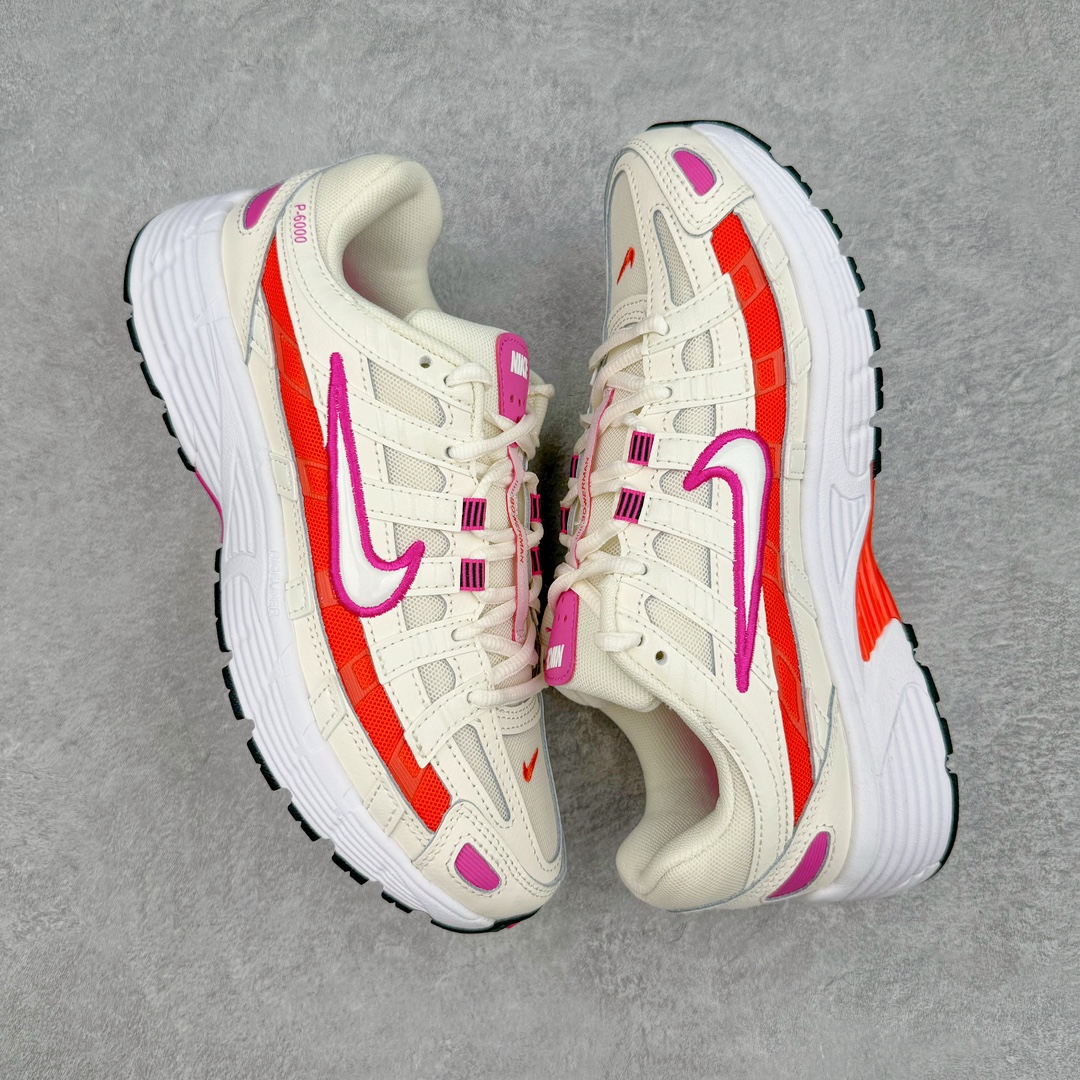 图片[3]-NK P-6000 系列低帮复古老爹风休闲运动舒适慢跑鞋 CW1351-100 融合 Pegasus 过往运动鞋设计 助力 21 世纪早期跑步运动跃升时尚新高度 采用透气网眼布、运动风格线条和耐穿覆面 兼具吸睛外观和舒适感受 中底泡绵以田径赛道为灵感 打造厚实设计 缔造出众缓震性能 尺码：36 36.5 37.5 38 38.5 39 40 40.5 41 42 42.5 43 44 44.5 45-选品中心