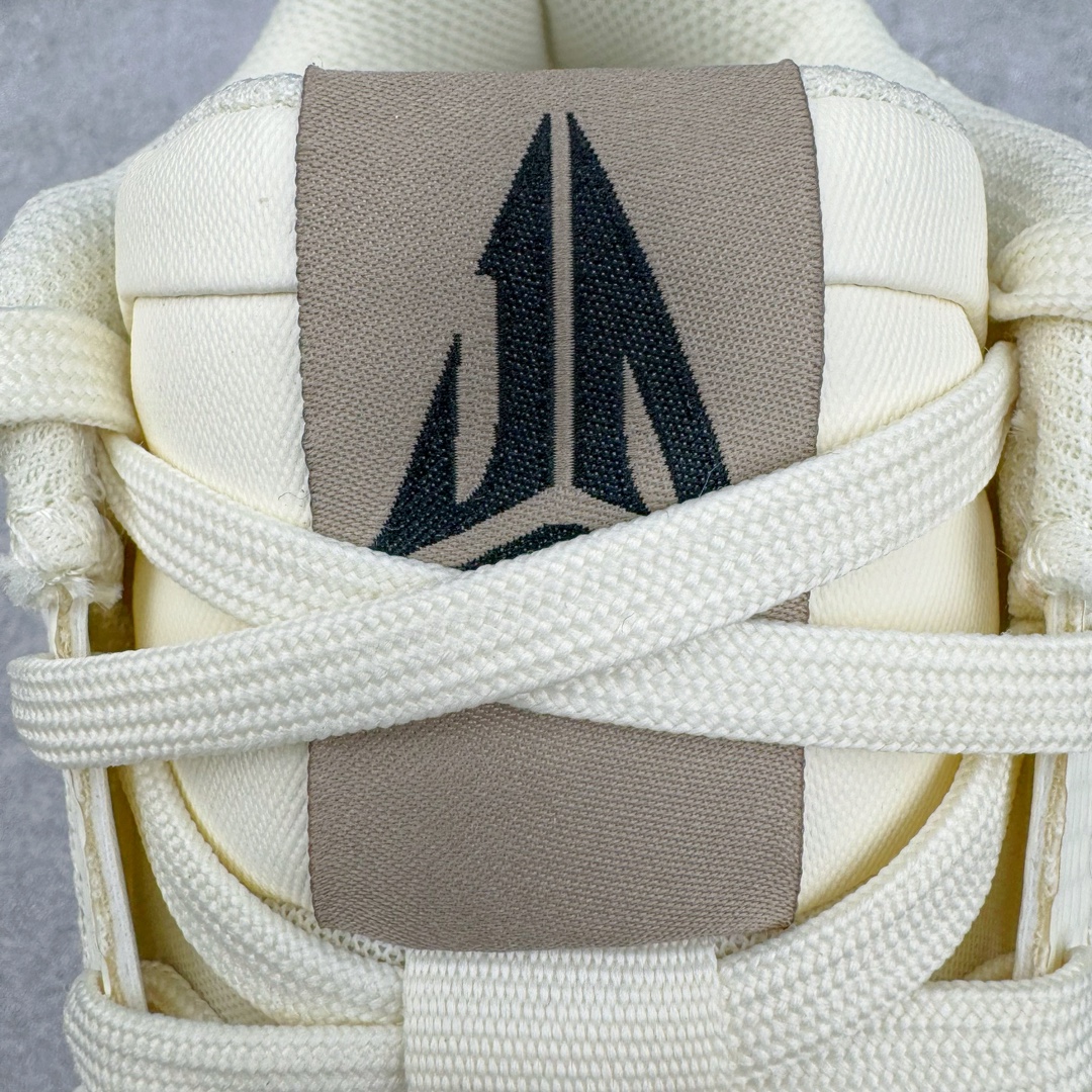 图片[17]-＃灭世 NK Ja 1 莫兰特一代实战篮球鞋 黄蓝 DR8786-102 实战属性直接拉满 实战天花板上限再度提升 实战亲测-性能体验吊打国产同价位鞋款 增配前掌ZOOM TURBO➕抗扭片➕后掌马蹄ZOOM气垫（正品仅配置前掌长方形zoom气垫）采用科比4代鞋楦以及龙骨数据打造 小科4实至名归（完美解决正品压脚趾问题）鞋身➕鞋头增配高频补强层 提升鞋头以及脚踝支撑性 鞋垫采用科比4代元年高弹缓震垫材质-磨合一场直接贴合脚型 外底加厚2mm 升级止滑配方 磨合一次 抓地原地起飞 最强莫兰特一代有且只在灭世纯原（支持市场任意货品正面PK）真材实料 肉眼可见 革新升级绝非空穴来风 灭世纯原内外兼修 用态度诠释最强实战货品 缓震配置独家革新 实战属性直接拉满 实战天花板上限再度提升 实战亲测-性能体验吊打国产同价位鞋款 增配前掌ZOOM TURBO➕抗扭片➕后掌马蹄ZOOM气垫（正品仅配置前掌长方形zoom气垫）采用科比4代鞋楦以及龙骨数据打造 小科4实至名归（完美解决正品压脚趾问题）鞋身➕鞋头增配高频补强层 提升鞋头以及脚踝支撑性 鞋垫采用科比4代元年高弹缓震垫材质-磨合一场直接贴合脚型 外底加厚2mm 升级止滑配方 磨合一次 抓地原地起飞 最强莫兰特一代有且只在灭世纯原（支持市场任意货品正面PK）真材实料 肉眼可见 革新升级绝非空穴来风 灭世纯原内外兼修 用态度诠释最强实战货品 尺码：39 40 40.5 41 42 42.5 43 44 44.5 45 46-选品中心