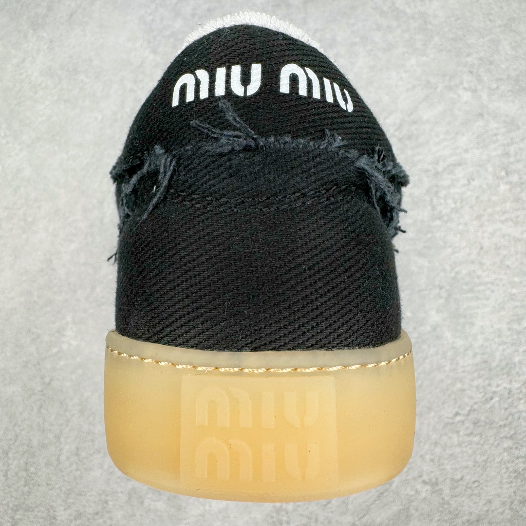 图片[8]-Miumiu 缪缪春夏新款帆布复古低帮时尚德训鞋 纯原开发 内里全头层小羊皮 原版防滑橡胶鞋底设计 定制原厂牛仔布鞋面 官方同步配件包装 尺码：35 36 37 38 39 40 41 42 43 44-选品中心