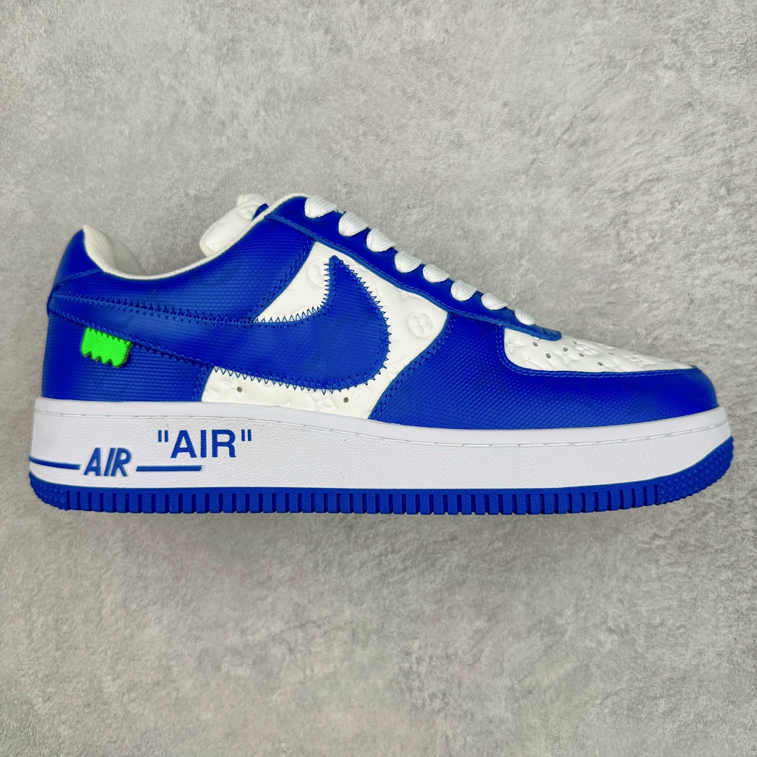 图片[7]-＃东莞纯原 市面独家顶级版本 Louis Vuitton lv x NK Air Force1 Low 空军重磅联名 至今巅峰之作 男款最新升级改良版 25个配色持续更新东莞大厂耗资原鞋开发 当时发售前基本上没货 2级市场买了两双回来开发 一双白蓝女鞋 一双全白男鞋 当时一双价格5w+ 拿到手上有点发抖 全鞋拼接工艺的完美衔接 看不出一点有拼接过的痕迹 最重要的鞋面材料 都需进口订做采用意大利Monogram 纳米牛皮 软度舒适度非常好 报废率也极高 全鞋工艺极其复杂鞋面的印花 压纹都是对于工厂新的摸索和挑战 原版大底私模开发 区别市场低价版本共用老款空军磨具大底 毕竟原版4-5万的鞋 做工材质都是进口最顶级的皮革 质地暗花烫金的拼接凸显高级和质感 鞋身非常轻便大底舒适度非常之高 完全改变了之前Force1 Low 的笨重硬度不舒适的设计 对于品牌和设计师不做多的介绍做好鞋也很想用情怀做铺垫可惜文字格不够 有喜欢关注此款很久的朋友可以考虑下顶级高端fake 一比一的细节 全身心的开发只为还原你购买后称赞还不错的潮鞋 男女鞋尺码 35 36 37 38 39 40 41 42 43 44 45 46-选品中心