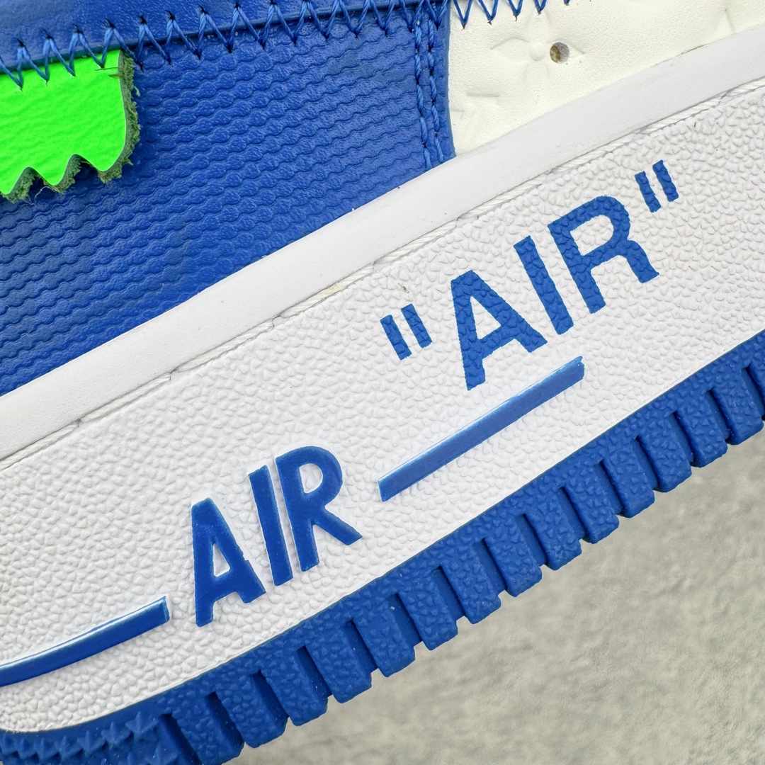 图片[10]-＃东莞纯原 市面独家顶级版本 Louis Vuitton lv x NK Air Force1 Low 空军重磅联名 至今巅峰之作 男款最新升级改良版 25个配色持续更新东莞大厂耗资原鞋开发 当时发售前基本上没货 2级市场买了两双回来开发 一双白蓝女鞋 一双全白男鞋 当时一双价格5w+ 拿到手上有点发抖 全鞋拼接工艺的完美衔接 看不出一点有拼接过的痕迹 最重要的鞋面材料 都需进口订做采用意大利Monogram 纳米牛皮 软度舒适度非常好 报废率也极高 全鞋工艺极其复杂鞋面的印花 压纹都是对于工厂新的摸索和挑战 原版大底私模开发 区别市场低价版本共用老款空军磨具大底 毕竟原版4-5万的鞋 做工材质都是进口最顶级的皮革 质地暗花烫金的拼接凸显高级和质感 鞋身非常轻便大底舒适度非常之高 完全改变了之前Force1 Low 的笨重硬度不舒适的设计 对于品牌和设计师不做多的介绍做好鞋也很想用情怀做铺垫可惜文字格不够 有喜欢关注此款很久的朋友可以考虑下顶级高端fake 一比一的细节 全身心的开发只为还原你购买后称赞还不错的潮鞋 男女鞋尺码 35 36 37 38 39 40 41 42 43 44 45 46-选品中心
