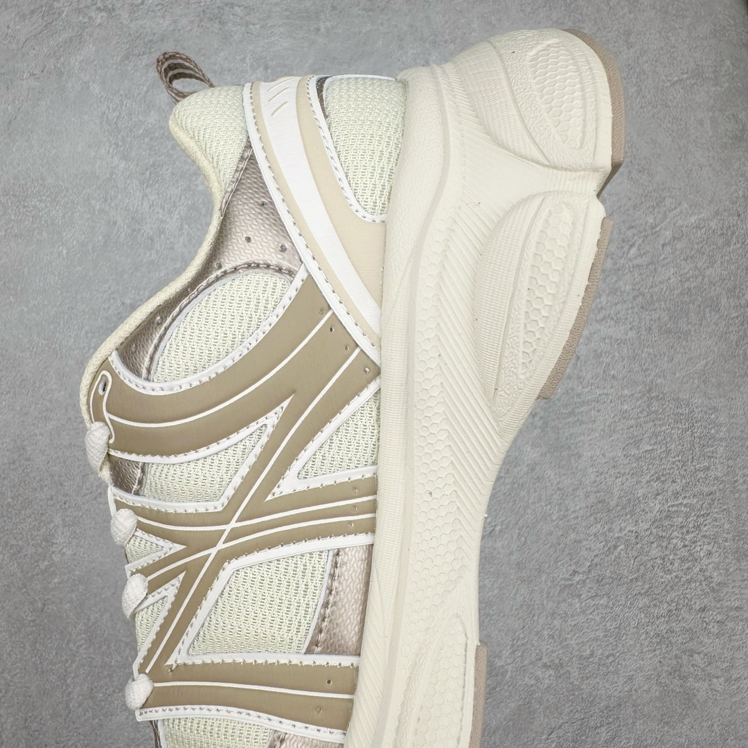 图片[7]-NY美国榄球洋基队New York Yankees x MLB Big Ball Chunky Mask Sandal 系列厚底老爹风魔术贴镂空休闲运动鞋 MLB以150多年传统的美国职业棒球大联盟为创作蓝本，韩流大热CHUCKY鞋款作基调，特意采用6cm加厚鞋底，并注入多个MLB独有的美式棒球文化的细节设计，打造出时尚外观，尽显独特而强烈的时尚格调。 MLB重新演译美国职业棒球大联盟中的术语「BIG BALL」，特意保留MLB标志性的NY Yankee、LA Dodgers、Boston Red Sox等多队知名棒球队Logo，以「Mega Logo」的形式展现在鞋面设计上。MLB老爹鞋具有耐用的柔软鞋面和厚实的弹性鞋垫，提供舒适的抓地力。与传统的老爹鞋不同，它看起来感觉很重，其实很舒适轻巧。采用的6cm高的鞋垫，也具有长腿效果。尺码：35 36 36.5 37.5 38 38.5 39 40 40.5 41 42 42.5 43 44 44.5 45-选品中心