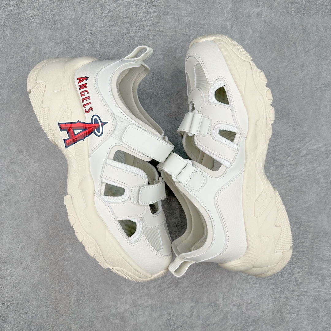 图片[3]-MLB Sandal Chunky Mask 纽约洋基队百搭时尚运动凉鞋 MLB是韩国F&F旗下潮流服装品牌 拥有150年历史的经典传统 是街头文化和国际生活方式的领导者 MLB拥有包括男装、女装、童装、配饰在内的全品类服饰 提供覆盖各性别、各年龄层、From Head to Toe的穿搭装备 其产品结合了韩国的时尚造型与质感 展现了运动服饰也可以兼具时尚潮流的风格 在产品设计上 MLB不仅融合了美国职业棒球大联盟的各当家球队 更结合了棒球运动中的各个元素 复古风范自信控场 复古鞋型率先勾描独特的自我态度 在经典线条与时尚元素的精彩交织下刷新街头复古运动风潮 质感十足兼备卓越的舒适透气性能迎合夏日追求的自在脚感。尺码：36 36.5 37.5 38 38.5 39 40 40.5 41 42 42.5 43 44 45-选品中心