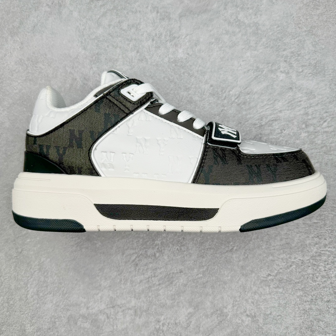 MLB Chunky Liner Basic Mid 学长鞋系列中帮老爹风轻量增高厚底百搭休闲运动板鞋 高级街头休閒品牌MLB公开了新推出的Chunky Liner系列，以#学长鞋#之名，定义每个人的少年感！MLB在Big Ball Chunkey,High Chunkey等推出的每款运动鞋都大受欢迎，成爲运动鞋的爆款店，在2022年推出了新风格的运动鞋“Chunky Liner”系列。Chunky Liner是从棒球鞋中获得灵感设计，添加了气质街头时尚的运动鞋。在产品上市的同时推出一些海报中，它展现追求自己个性的顾客们的Flex形象和多样的搭配。特别是夹克和连衣裙等正式单品加上球帽，运动鞋等运动单品的混搭，展现更加时尚的搭配，给人舒适又酷的感觉。Chunky Liner是灵感来自于直线延伸的强打者的击球,鞋帮图案加上反向反射材质的Pipping线条，突显了细节。Outsol以棒球和MLB标志爲主题进行了设计,被评价爲体现了MLB独有的个性。 高弹性、吸汗、复原力卓越的开孔材质的鞋垫。尺码：35 36 36.5 37.5 38 38.5 39 40 40.5 41 42 42.5 43 44 45-选品中心