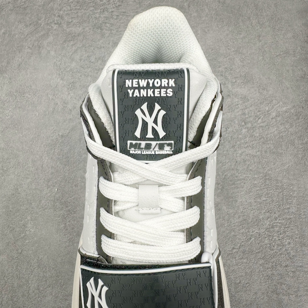 图片[5]-MLB Chunky Liner Basic Mid 学长鞋系列中帮老爹风轻量增高厚底百搭休闲运动板鞋 高级街头休閒品牌MLB公开了新推出的Chunky Liner系列，以#学长鞋#之名，定义每个人的少年感！MLB在Big Ball Chunkey,High Chunkey等推出的每款运动鞋都大受欢迎，成爲运动鞋的爆款店，在2022年推出了新风格的运动鞋“Chunky Liner”系列。Chunky Liner是从棒球鞋中获得灵感设计，添加了气质街头时尚的运动鞋。在产品上市的同时推出一些海报中，它展现追求自己个性的顾客们的Flex形象和多样的搭配。特别是夹克和连衣裙等正式单品加上球帽，运动鞋等运动单品的混搭，展现更加时尚的搭配，给人舒适又酷的感觉。Chunky Liner是灵感来自于直线延伸的强打者的击球,鞋帮图案加上反向反射材质的Pipping线条，突显了细节。Outsol以棒球和MLB标志爲主题进行了设计,被评价爲体现了MLB独有的个性。 高弹性、吸汗、复原力卓越的开孔材质的鞋垫。尺码：35 36 36.5 37.5 38 38.5 39 40 40.5 41 42 42.5 43 44 45-选品中心