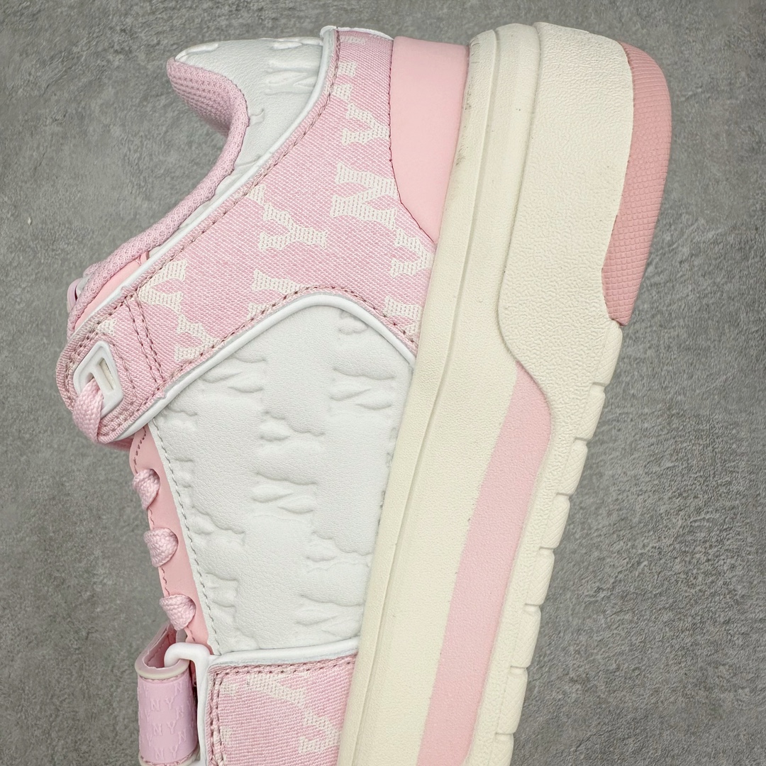 图片[7]-MLB Chunky Liner Basic Mid 学长鞋系列中帮老爹风轻量增高厚底百搭休闲运动板鞋 高级街头休閒品牌MLB公开了新推出的Chunky Liner系列，以#学长鞋#之名，定义每个人的少年感！MLB在Big Ball Chunkey,High Chunkey等推出的每款运动鞋都大受欢迎，成爲运动鞋的爆款店，在2022年推出了新风格的运动鞋“Chunky Liner”系列。Chunky Liner是从棒球鞋中获得灵感设计，添加了气质街头时尚的运动鞋。在产品上市的同时推出一些海报中，它展现追求自己个性的顾客们的Flex形象和多样的搭配。特别是夹克和连衣裙等正式单品加上球帽，运动鞋等运动单品的混搭，展现更加时尚的搭配，给人舒适又酷的感觉。Chunky Liner是灵感来自于直线延伸的强打者的击球,鞋帮图案加上反向反射材质的Pipping线条，突显了细节。Outsol以棒球和MLB标志爲主题进行了设计,被评价爲体现了MLB独有的个性。 高弹性、吸汗、复原力卓越的开孔材质的鞋垫。尺码：35 36 36.5 37.5 38 38.5 39 40 40.5 41 42 42.5 43 44 45-选品中心