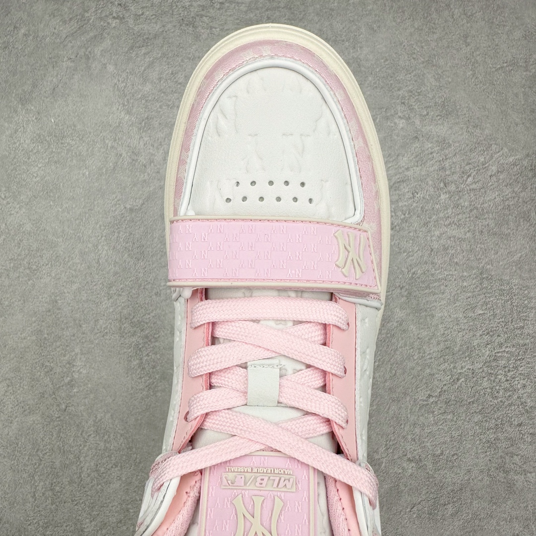 图片[4]-MLB Chunky Liner Basic Mid 学长鞋系列中帮老爹风轻量增高厚底百搭休闲运动板鞋 高级街头休閒品牌MLB公开了新推出的Chunky Liner系列，以#学长鞋#之名，定义每个人的少年感！MLB在Big Ball Chunkey,High Chunkey等推出的每款运动鞋都大受欢迎，成爲运动鞋的爆款店，在2022年推出了新风格的运动鞋“Chunky Liner”系列。Chunky Liner是从棒球鞋中获得灵感设计，添加了气质街头时尚的运动鞋。在产品上市的同时推出一些海报中，它展现追求自己个性的顾客们的Flex形象和多样的搭配。特别是夹克和连衣裙等正式单品加上球帽，运动鞋等运动单品的混搭，展现更加时尚的搭配，给人舒适又酷的感觉。Chunky Liner是灵感来自于直线延伸的强打者的击球,鞋帮图案加上反向反射材质的Pipping线条，突显了细节。Outsol以棒球和MLB标志爲主题进行了设计,被评价爲体现了MLB独有的个性。 高弹性、吸汗、复原力卓越的开孔材质的鞋垫。尺码：35 36 36.5 37.5 38 38.5 39 40 40.5 41 42 42.5 43 44 45-选品中心