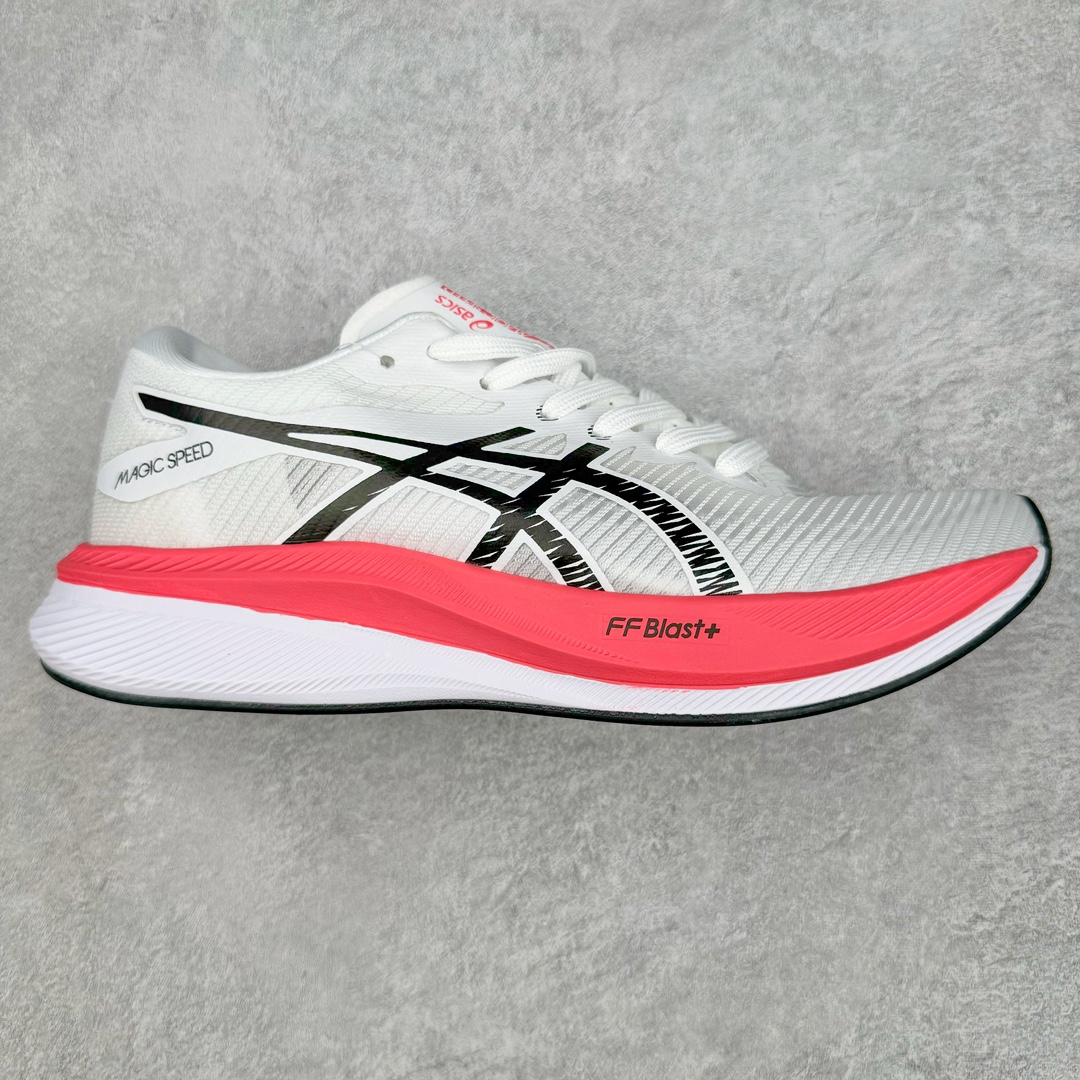Asics Magic Speed 3 系列碳板竞速跑步鞋 鞋款采用亚瑟士FF BLAST CUSHIONING中底设计 为运动中带来回弾性和轻量性感受 工程网眼鞋面提供运动中所需的透气性和舒适性 内陷式碳板大底结构 带来运动时足底的舒适性和灵活性 帮助跑者获得轻盈的落地体验 尺码：36 37 38 39 39.5 40 40.5 41.5 42 42.5 43.5 44 45-选品中心