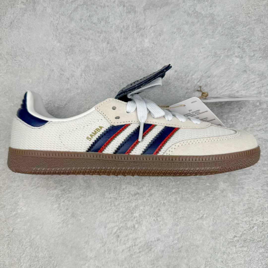 ＃MF AD Original Samba LT 复古经典轻便板鞋 IE9169 这款桑巴鞋展示了高质量的工艺 带有装饰的超锁缝制和无缝的手感 柔软、柔软的皮革造型和标志性的3条纹完成了精致的外观 正规合身鞋带 鞋面上有绒面鞋垫 橡胶鞋底 享受正畸套筒软感 自50年代首次亮相以来就一直在赢得粉丝的青睐 尺码：36 36.5 37.5 38 38.5 39 40 40.5 41 42 42.5 43 44 44.5 45-选品中心