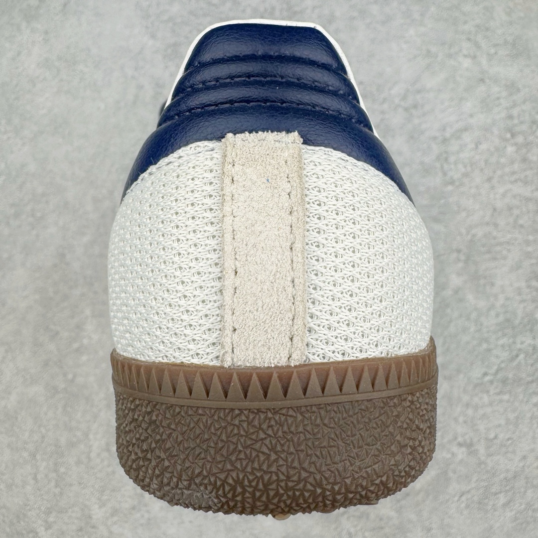 图片[8]-＃MF AD Original Samba LT 复古经典轻便板鞋 IE9169 这款桑巴鞋展示了高质量的工艺 带有装饰的超锁缝制和无缝的手感 柔软、柔软的皮革造型和标志性的3条纹完成了精致的外观 正规合身鞋带 鞋面上有绒面鞋垫 橡胶鞋底 享受正畸套筒软感 自50年代首次亮相以来就一直在赢得粉丝的青睐 尺码：36 36.5 37.5 38 38.5 39 40 40.5 41 42 42.5 43 44 44.5 45-选品中心