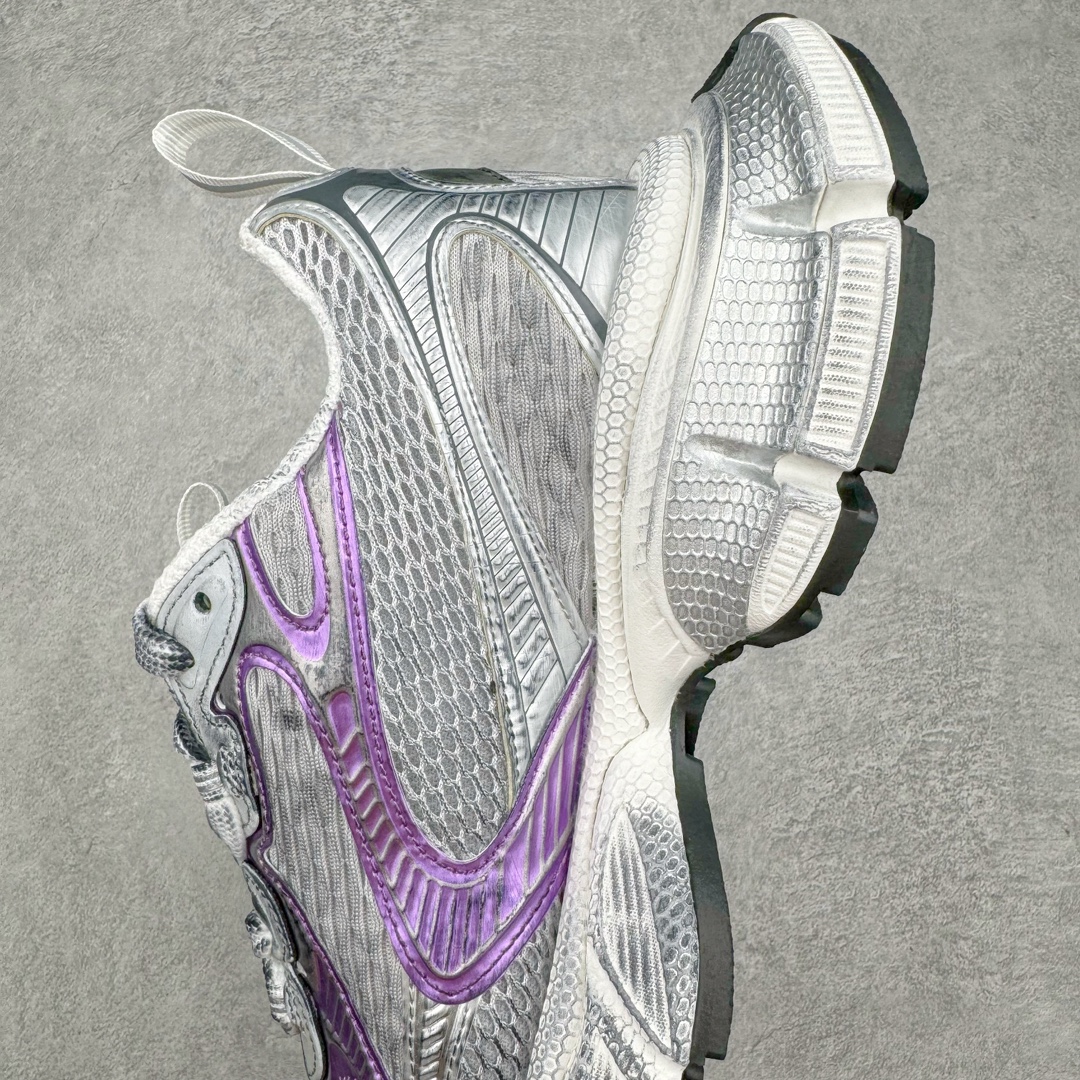 图片[7]-＃VG零售版 BALENCIAGA 3XL Sneakers 巴黎世家十代网布系带低帮走秀复古老爹鞋 全套原纸板楦头开发 最原汁原味的灵魂版型 全鞋荧光划线卡点 胶水把控整洁度追求极致完美 每一双都是工艺品 多重QC质检 超越公司货的品控标准 实实在在的免检产品 原盒原配 正确字体电绣 粗细、位置、大小正确 侧边TPU 透气孔匹配意产原版 正确分离大底 TPU软底 原版一致大底LOGO 立体感十足 原厂皮料水洗做旧 采购原厂网纱 不含皮革 网布材料和聚氨酯 磨损效果 鞋头边缘和后帮 Balenciaga 徽标 鞋面和后跟凸印尺码 鞋舌 3XL 橡胶品牌标识和反光细节 鞋帮拉袢和鞋舌拉祥 配反光细节 备用鞋带在鞋履前侧 可在穿着前取下 便于不同造型搭配 正常尺码 尺码：35 36 37 38 39 40 41 42 43 44 45 46-选品中心