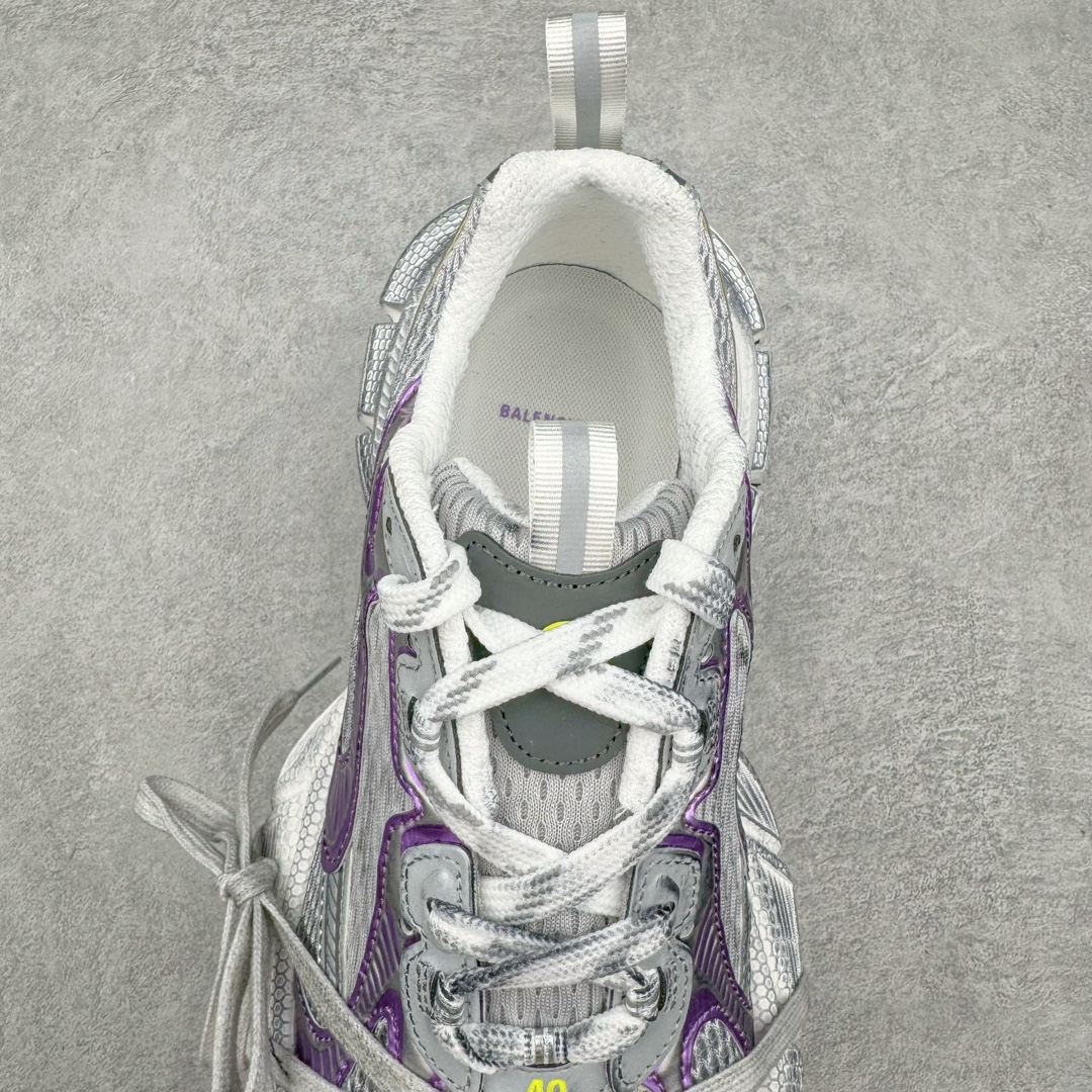 图片[5]-＃VG零售版 BALENCIAGA 3XL Sneakers 巴黎世家十代网布系带低帮走秀复古老爹鞋 全套原纸板楦头开发 最原汁原味的灵魂版型 全鞋荧光划线卡点 胶水把控整洁度追求极致完美 每一双都是工艺品 多重QC质检 超越公司货的品控标准 实实在在的免检产品 原盒原配 正确字体电绣 粗细、位置、大小正确 侧边TPU 透气孔匹配意产原版 正确分离大底 TPU软底 原版一致大底LOGO 立体感十足 原厂皮料水洗做旧 采购原厂网纱 不含皮革 网布材料和聚氨酯 磨损效果 鞋头边缘和后帮 Balenciaga 徽标 鞋面和后跟凸印尺码 鞋舌 3XL 橡胶品牌标识和反光细节 鞋帮拉袢和鞋舌拉祥 配反光细节 备用鞋带在鞋履前侧 可在穿着前取下 便于不同造型搭配 正常尺码 尺码：35 36 37 38 39 40 41 42 43 44 45 46-选品中心