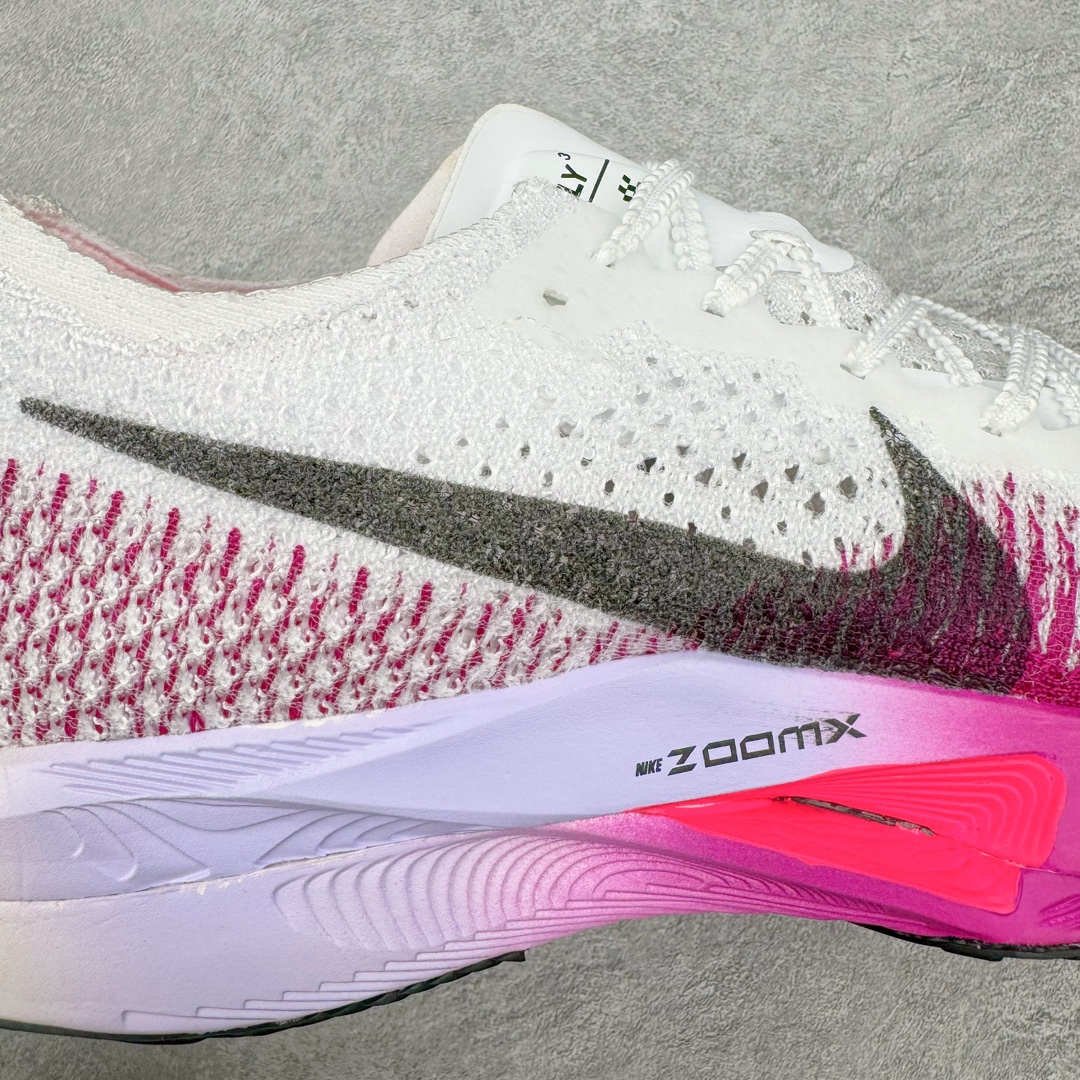 图片[12]-＃纯原 NK Zoom VaporFly Next 3% 编织飞线马拉松三代超级休运动跑鞋 DV4129-104 保留了NK Systeml的突破性产品科技 且在这个基础上搭载了NK Flyknit鞋面 让这双为比赛竞速而打造的战靴更加轻盈、透气突破性的Zoom X泡棉带来NK跑步至今为止最为出色的能量回馈 尺码：36 36.5 37.5 38 38.5 39 40 40.5 41 42 42.5 43 44 44.5 45-选品中心