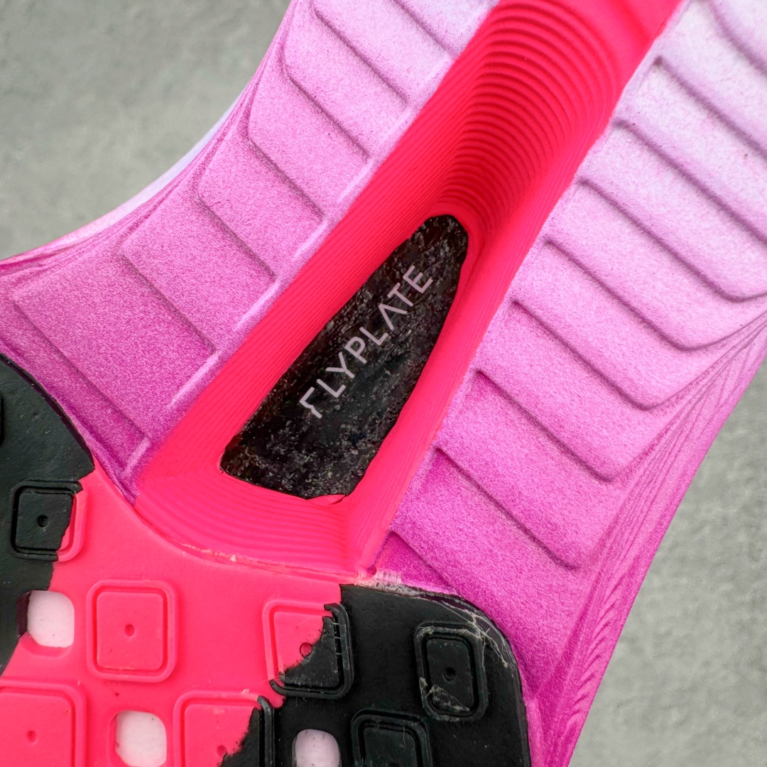 图片[16]-＃纯原 NK Zoom VaporFly Next 3% 编织飞线马拉松三代超级休运动跑鞋 DV4129-104 保留了NK Systeml的突破性产品科技 且在这个基础上搭载了NK Flyknit鞋面 让这双为比赛竞速而打造的战靴更加轻盈、透气突破性的Zoom X泡棉带来NK跑步至今为止最为出色的能量回馈 尺码：36 36.5 37.5 38 38.5 39 40 40.5 41 42 42.5 43 44 44.5 45-选品中心