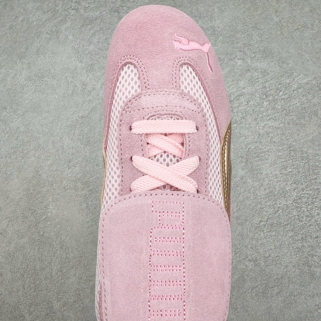 图片[4]-＃绿X/GX Puma Roma M Motorsport 彪马罗马阿莫尔系列低帮复古运动休闲赛车跑鞋 市面唯一正确版本 平台订单 独家原档私模大底 正确纸板中底 海玻璃鞋垫 原盒原配鞋盒分三个尺码段 原厂电绣 正确翻毛皮鞋面 全球知名运动品牌PUMA宝马赛车系列，融合了宝马车队的标志性配色，以趣味十足又前卫复古的设计引领潮流，将赛道精神融入街头时尚，开启前卫竞速之旅。自1978年巴伐利亚车队走上世界舞台，宝马赛车就在全球汽车制造和赛车运动领域留下了浓墨重彩的一笔。全新的两款BMW MMS Roma与BMW MMS Speedboat鞋款，均从宝马车型中汲取灵感。以黑或白为底色，融入经典配色，主打前卫复古风。Roma鞋款的鞋侧以复古的流线造型，缀以宝马经典Logo，巧妙吸睛；而Speedcat鞋款以亮眼三色条纹元素缀以舒适鞋面，赋予了独特的个性美学，演绎赛车的无尽能量。 货号：397397-01 尺码：35.5 36 37 37.5 38 38.5 39 40 40.5 41 42 42.5 43 44-选品中心