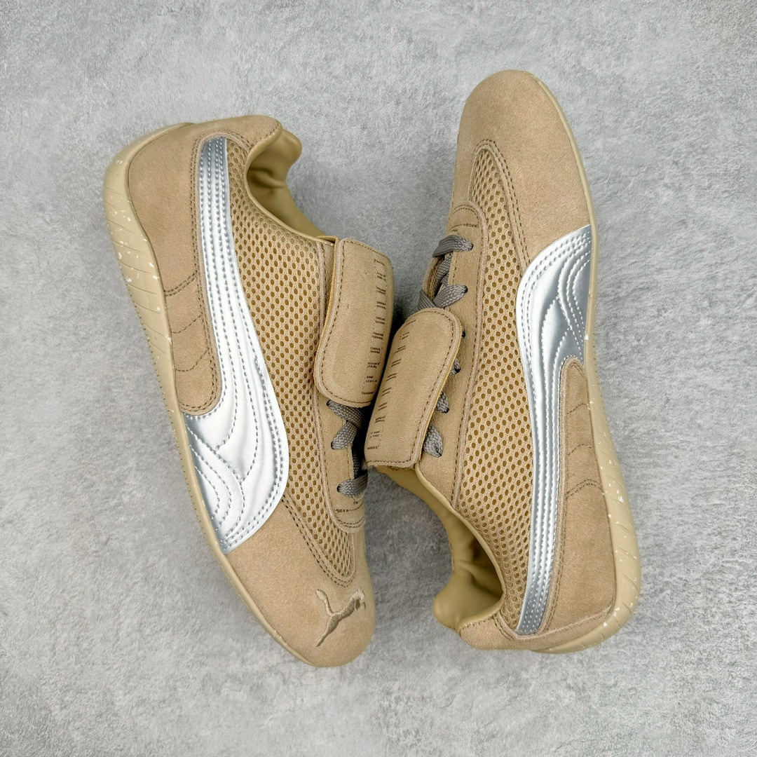 图片[3]-＃绿X/GX Puma Roma M Motorsport 彪马罗马阿莫尔系列低帮复古运动休闲赛车跑鞋 市面唯一正确版本 平台订单 独家原档私模大底 正确纸板中底 海玻璃鞋垫 原盒原配鞋盒分三个尺码段 原厂电绣 正确翻毛皮鞋面 全球知名运动品牌PUMA宝马赛车系列，融合了宝马车队的标志性配色，以趣味十足又前卫复古的设计引领潮流，将赛道精神融入街头时尚，开启前卫竞速之旅。自1978年巴伐利亚车队走上世界舞台，宝马赛车就在全球汽车制造和赛车运动领域留下了浓墨重彩的一笔。全新的两款BMW MMS Roma与BMW MMS Speedboat鞋款，均从宝马车型中汲取灵感。以黑或白为底色，融入经典配色，主打前卫复古风。Roma鞋款的鞋侧以复古的流线造型，缀以宝马经典Logo，巧妙吸睛；而Speedcat鞋款以亮眼三色条纹元素缀以舒适鞋面，赋予了独特的个性美学，演绎赛车的无尽能量。 货号：397397-01 尺码：35.5 36 37 37.5 38 38.5 39 40 40.5 41 42 42.5 43 44-选品中心