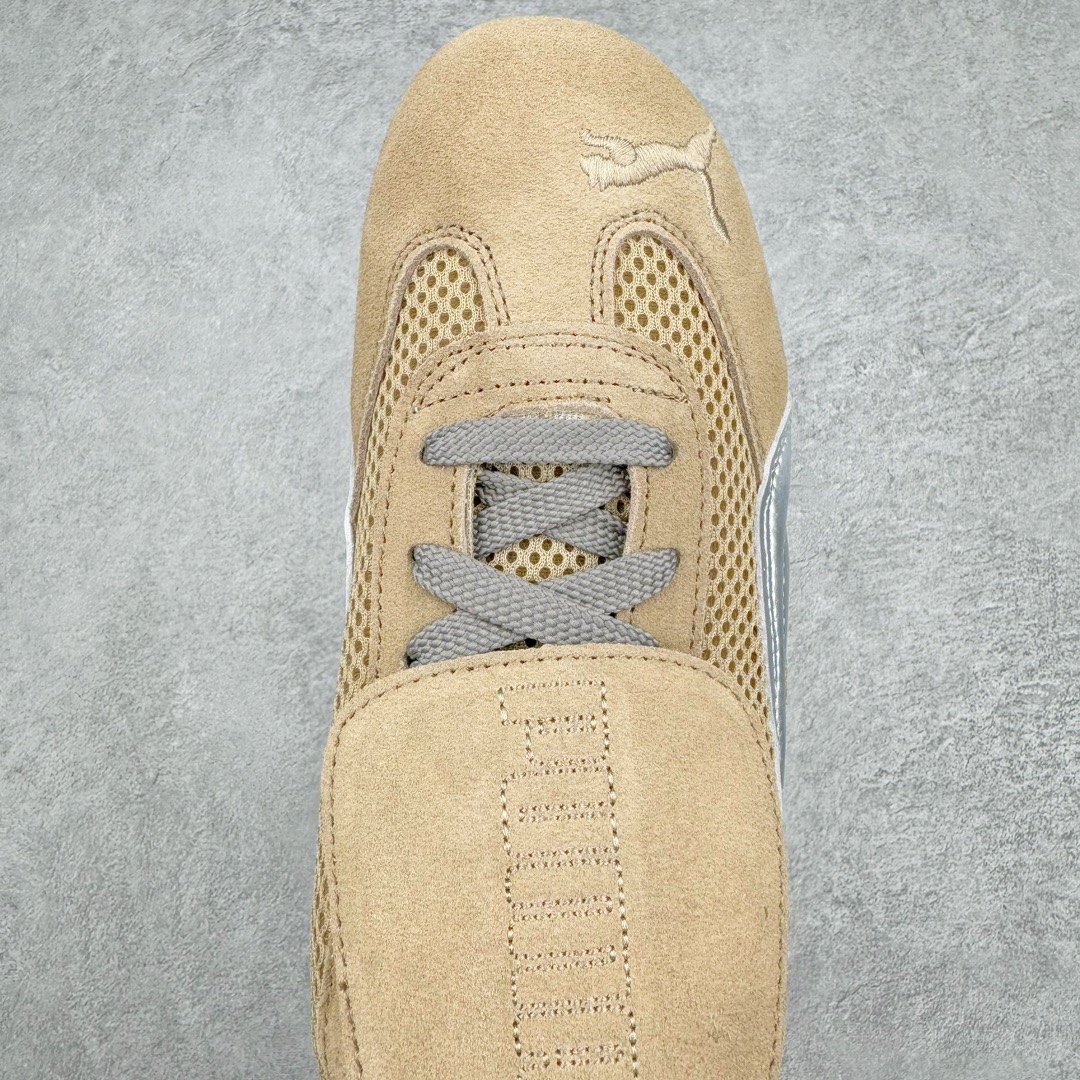 图片[4]-＃绿X/GX Puma Roma M Motorsport 彪马罗马阿莫尔系列低帮复古运动休闲赛车跑鞋 市面唯一正确版本 平台订单 独家原档私模大底 正确纸板中底 海玻璃鞋垫 原盒原配鞋盒分三个尺码段 原厂电绣 正确翻毛皮鞋面 全球知名运动品牌PUMA宝马赛车系列，融合了宝马车队的标志性配色，以趣味十足又前卫复古的设计引领潮流，将赛道精神融入街头时尚，开启前卫竞速之旅。自1978年巴伐利亚车队走上世界舞台，宝马赛车就在全球汽车制造和赛车运动领域留下了浓墨重彩的一笔。全新的两款BMW MMS Roma与BMW MMS Speedboat鞋款，均从宝马车型中汲取灵感。以黑或白为底色，融入经典配色，主打前卫复古风。Roma鞋款的鞋侧以复古的流线造型，缀以宝马经典Logo，巧妙吸睛；而Speedcat鞋款以亮眼三色条纹元素缀以舒适鞋面，赋予了独特的个性美学，演绎赛车的无尽能量。 货号：397397-01 尺码：35.5 36 37 37.5 38 38.5 39 40 40.5 41 42 42.5 43 44-选品中心