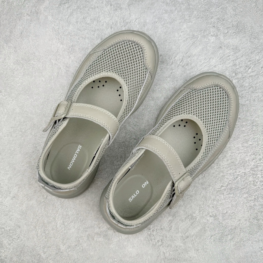 图片[3]-＃绿X/GX RX MARIE x SALOMON 萨洛蒙舒适減震耐磨低帮生活一脚蹬休闲鞋 在设计上向经典鞋款玛丽珍鞋致敬，其轮廓遵循尼龙搭扣玛丽珍鞋的经典外观。鞋底采用Salomon的Contagrip®技术，这种专利外底设计提供了卓越的抓地力和耐磨性，无论在城市街头还是户外小径上，都能自信行走。中底配备EVA缓震系统，有效吸收每一步的冲击力，减少长时间行走或站立带来的疲劳感。在功能上采用了网布透气鞋面，并配置了轻质 EVA 中底，融入了轻盈舒适的运动感（重量仅为237 克），使其成为一款户外恢复鞋，穿着它能提供长途徒步旅行后的舒适感。鞋带和扣带设计不仅增加了鞋款的时尚感，还方便调节松紧，确保每一位穿着者都能找到最合适的贴合度。透气性良好的鞋垫和内衬材质，保持双脚的干爽与舒适，让你在长时间穿着时也不会感到闷热。不仅在设计上兼顾了时尚和功能，还具备了广泛的适用性。无论是上班、购物、还是郊游，这款鞋都能胜任。其优雅的外观和强大的功能性，使其成为都市女性和户外爱好者的最佳选择。 尺码：36 36.5 37.5 38 38.5 39-选品中心