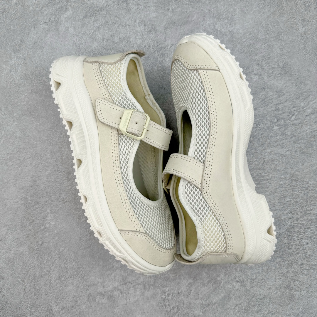 图片[3]-＃绿X/GX RX MARIE x SALOMON 萨洛蒙舒适減震耐磨低帮生活一脚蹬休闲鞋 在设计上向经典鞋款玛丽珍鞋致敬，其轮廓遵循尼龙搭扣玛丽珍鞋的经典外观。鞋底采用Salomon的Contagrip®技术，这种专利外底设计提供了卓越的抓地力和耐磨性，无论在城市街头还是户外小径上，都能自信行走。中底配备EVA缓震系统，有效吸收每一步的冲击力，减少长时间行走或站立带来的疲劳感。在功能上采用了网布透气鞋面，并配置了轻质 EVA 中底，融入了轻盈舒适的运动感（重量仅为237 克），使其成为一款户外恢复鞋，穿着它能提供长途徒步旅行后的舒适感。鞋带和扣带设计不仅增加了鞋款的时尚感，还方便调节松紧，确保每一位穿着者都能找到最合适的贴合度。透气性良好的鞋垫和内衬材质，保持双脚的干爽与舒适，让你在长时间穿着时也不会感到闷热。不仅在设计上兼顾了时尚和功能，还具备了广泛的适用性。无论是上班、购物、还是郊游，这款鞋都能胜任。其优雅的外观和强大的功能性，使其成为都市女性和户外爱好者的最佳选择。 尺码：36 36.5 37.5 38 38.5 39-选品中心