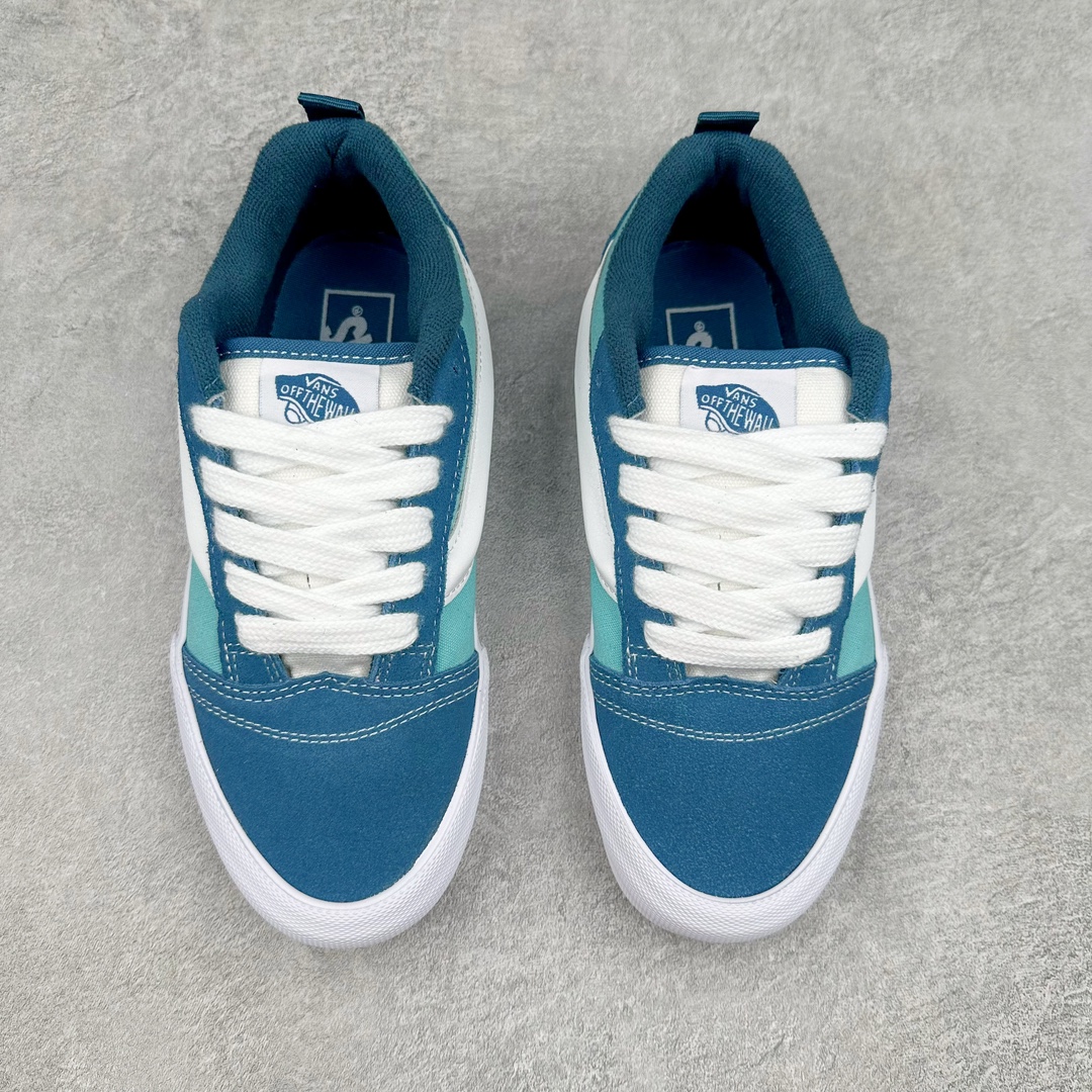 图片[2]-Vans Classics Knu Skool 范斯新款 新配色灰蓝面包鞋 Vans超火的土豆鞋，复古经典，鞋头放大、包边上移加厚、鞋舌加厚。Vans Classics 经典支线土豆鞋 Knu Skool 是完美的平替版，是大众争相追捧的 “面包鞋” 货号：VNOOOCSOBER 尺码：35 36 36.5 37 38 38.5 39 40 40.5 41 42 42.5 43 44 工艺：硫化1：1（重量1：1、真标、原钢印、材质标、鞋型标、合格证）-选品中心