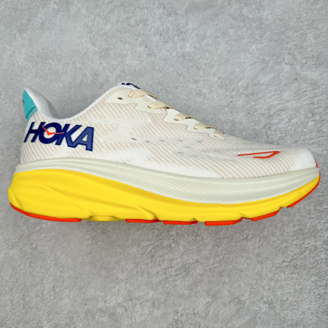图片[5]-＃夏日福利特价 HOKA ONE ONE Clifton 克里夫顿9代专业性能减震公路跑步鞋 轻盈透气的针织网面和纱线的使用让鞋面更挺拔 增强鞋面的强度和支撑性能 搭配柔软的鞋舌 让双脚在舒适包裹中跑的更加畅快 全新泡棉中底 柔软的同时增强回弹性能 为不同跑者提供更平稳流畅的脚感 带来全面的缓冲保护 根据人体工程学设计的延长拉襟 后跟处弹软的海绵填充舒适固定 避免掉跟和摩擦 相比上一代光滑的内衬 Clifton 9的内衬增强了摩擦力 避免双脚在鞋内滑动 尺码：36 36.5 37.5 38 38.5 39 40 40.5 41 42 42.5 43 44 44.5 45-选品中心