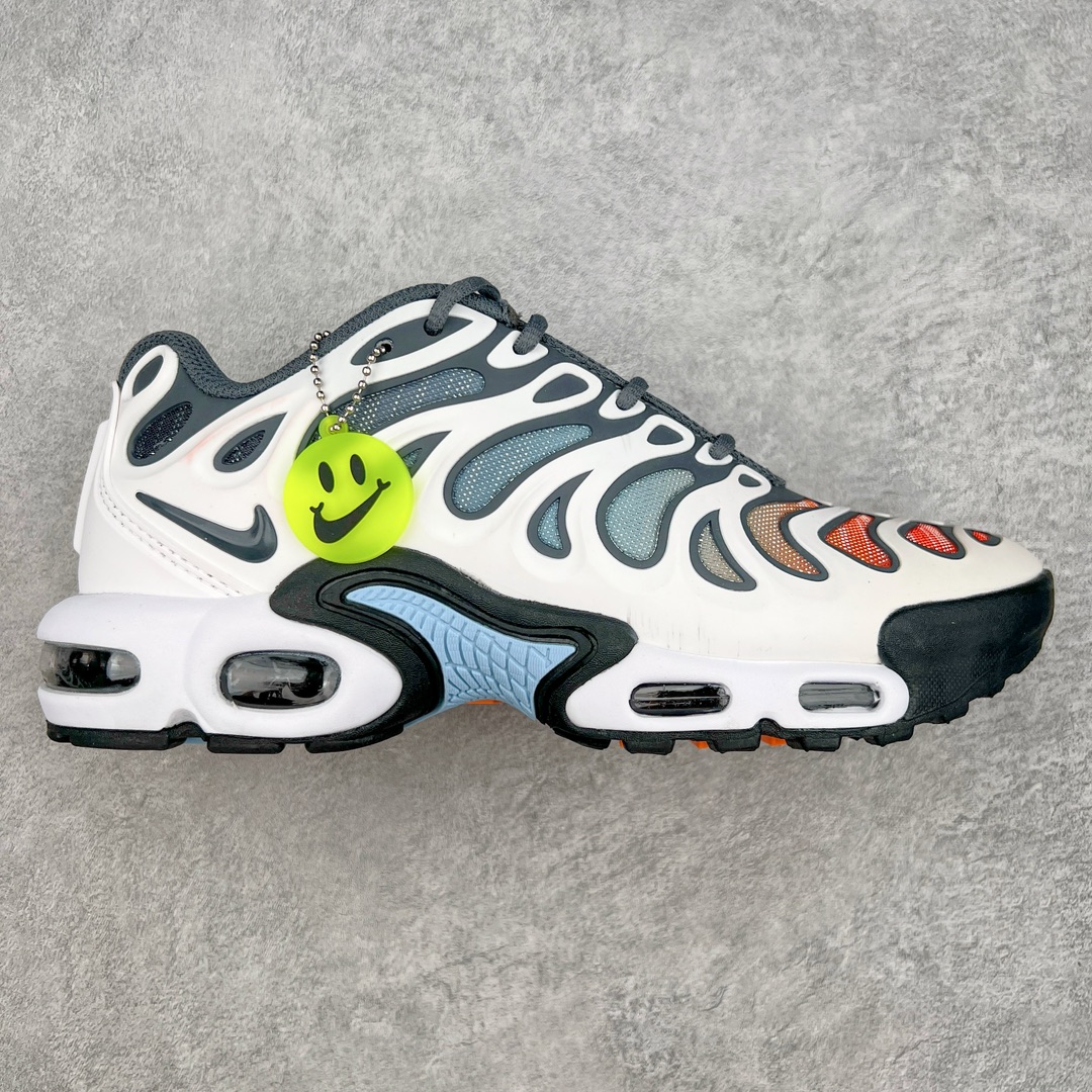 图片[2]-＃MX NK Air Max Plus Drift 复古气垫跑鞋 FD4290 中底造型大部分保留，仅在前段追加了加固上翻 鞋面的经典轮廓得以重塑 带来更契合现代审美的外观 整双鞋采用撞色妆点 鞋面采用网眼布和皮革材质打造 鞋舌处带有 3M 反光科技 鞋垫处和鞋后跟印有 “TN” 字样 彰显鞋款身份 配置方面中底搭载 Air Max 科技 保证了日常穿着的缓震性 尺码：36 36.5 37.5 38 38.5 39 40 40.5 41 42 42.5 43 44 44.5 45-选品中心