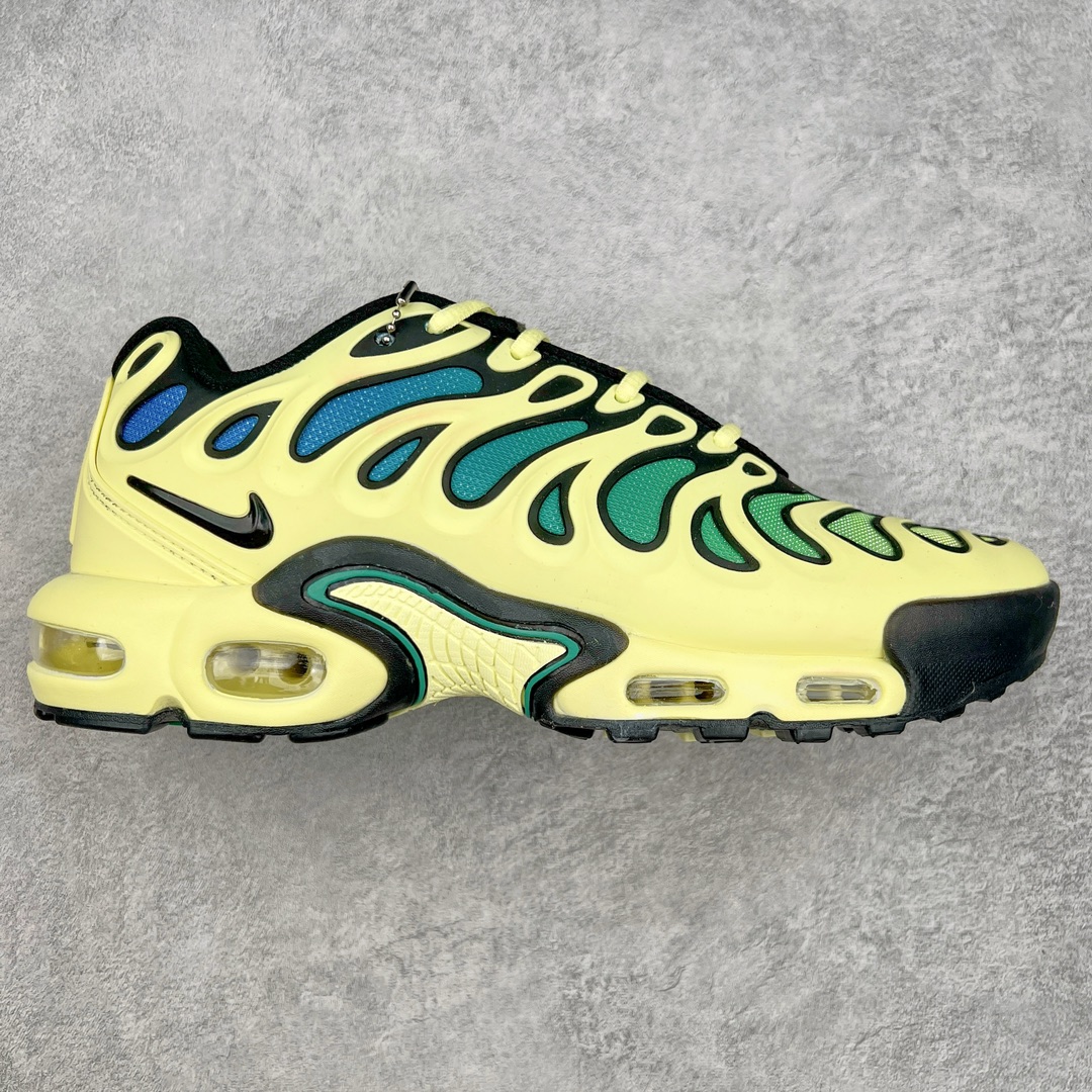 图片[4]-＃MX NK Air Max Plus Drift 复古气垫跑鞋 FD4290 中底造型大部分保留，仅在前段追加了加固上翻 鞋面的经典轮廓得以重塑 带来更契合现代审美的外观 整双鞋采用撞色妆点 鞋面采用网眼布和皮革材质打造 鞋舌处带有 3M 反光科技 鞋垫处和鞋后跟印有 “TN” 字样 彰显鞋款身份 配置方面中底搭载 Air Max 科技 保证了日常穿着的缓震性 尺码：36 36.5 37.5 38 38.5 39 40 40.5 41 42 42.5 43 44 44.5 45-选品中心