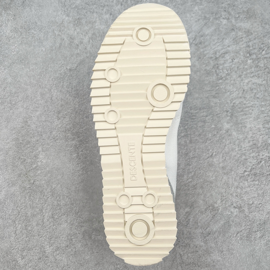 图片[9]-DESCENTE CHRON 迪桑特复古运动一脚蹬帆布鞋透气休闲鞋 轻松方便的一脚蹬设计 搭配轻质弹性鞋底 脚感舒适 简洁的帆布鞋面设计适用于多场景穿搭 尺码：36 36.5 37.5 38 38.5 39 40 40.5 41 42 42.5 43 44 44.5 45-选品中心