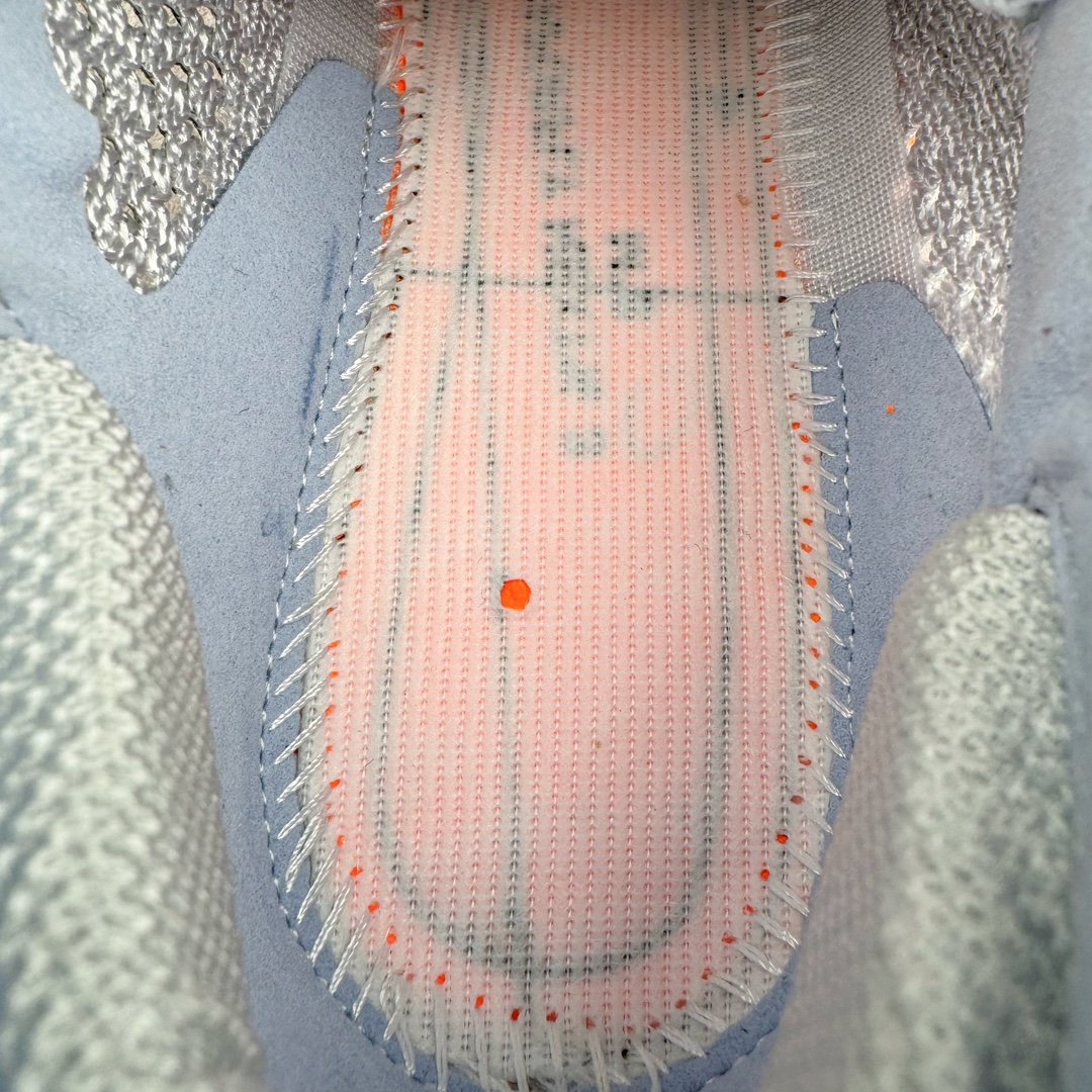 图片[12]-＃纯原 NK Zoom VaporFly Next 3% 编织飞线马拉松三代超级休运动跑鞋 FV2305-900 保留了NK Systeml的突破性产品科技 且在这个基础上搭载了NK Flyknit鞋面 让这双为比赛竞速而打造的战靴更加轻盈、透气突破性的Zoom X泡棉带来NK跑步至今为止最为出色的能量回馈 尺码：36 36.5 37.5 38 38.5 39 40 40.5 41 42 42.5 43 44 44.5 45-选品中心