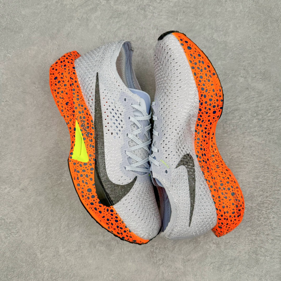 图片[3]-＃纯原 NK Zoom VaporFly Next 3% 编织飞线马拉松三代超级休运动跑鞋 FV2305-900 保留了NK Systeml的突破性产品科技 且在这个基础上搭载了NK Flyknit鞋面 让这双为比赛竞速而打造的战靴更加轻盈、透气突破性的Zoom X泡棉带来NK跑步至今为止最为出色的能量回馈 尺码：36 36.5 37.5 38 38.5 39 40 40.5 41 42 42.5 43 44 44.5 45-选品中心