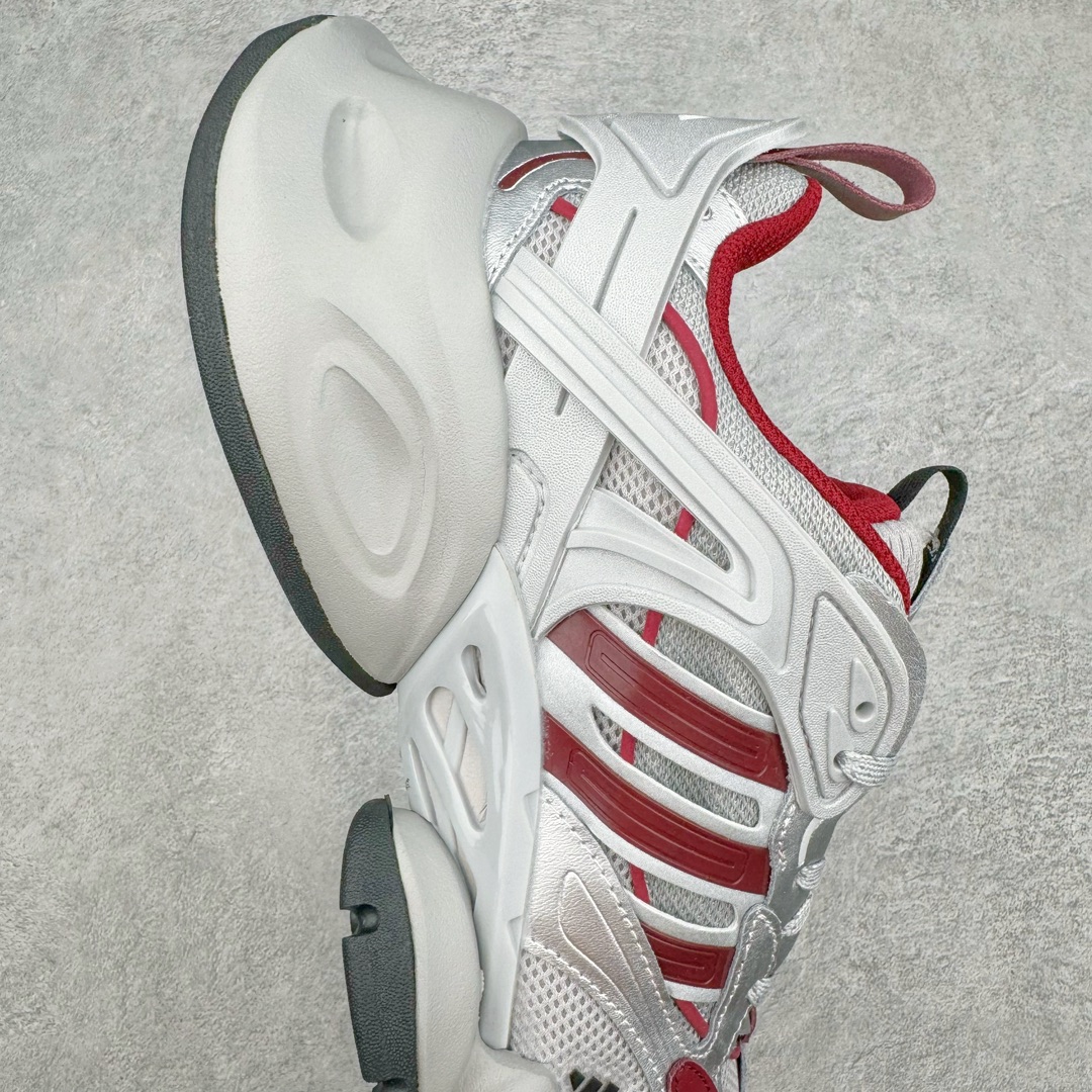 图片[6]-＃HP纯原 AD XLG Runner Deluxe 跑步者豪华版系列低帮厚底增高老爹风复古缓震休闲运动慢跑鞋 JP5762 自从阿迪达斯和巴黎世家合作后，没少出双方联名的平替。结果根据最新情报，阿迪现在已经把手伸到了巴家爆款3XL的身上，新鞋Xlg Runner Deluxe实物曝光，emm，鞋款整体一眼丁真是巴黎世家Track＋3XL大底的缝合怪版本，要不是鞋侧明晃晃的adidas三道杠Logo，估计各位看了都得蒙。这波不能说是完全复制巴黎世家，但也多少有点借鉴的味道了。新鞋基本就是在阿迪经典\\\”Climacool\\\”鞋款的基础上，升级了Boots大底以及加入了\\\”巴味\\\”设计元素…尺码：35 36 36⅔ 37⅓ 38 38⅔ 39⅓ 40 40⅔ 41⅓ 42 42⅔ 43⅓ 44 44⅔ 45 46-选品中心