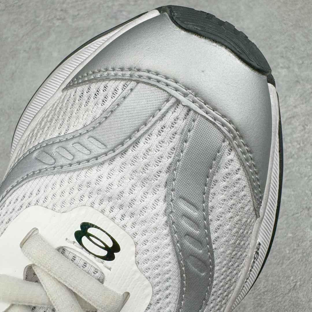 图片[19]-＃绿X BALENCIAGA CIRCUIT 巴黎世家圆头系带LOGO印花低帮老爹鞋 全套原纸板楦头开发 最原汁原味的灵魂版型 全鞋荧光划线卡点 胶水把控整洁度追求极致完美 每一双都是工艺品 多重QC质检 超越公司货的品控标准 实实在在的免检产品 原盒原配 正确字体电绣 粗细、位置、大小正确 侧边TPU 透气孔匹配意产原版 正确分离大底 TPU软底 原版一致大底LOGO 立体感十足 原厂皮料水洗做旧 采购原厂网纱 偏大一码 尺码：35 36 37 38 39 40 41 42 43 44 45 46-选品中心