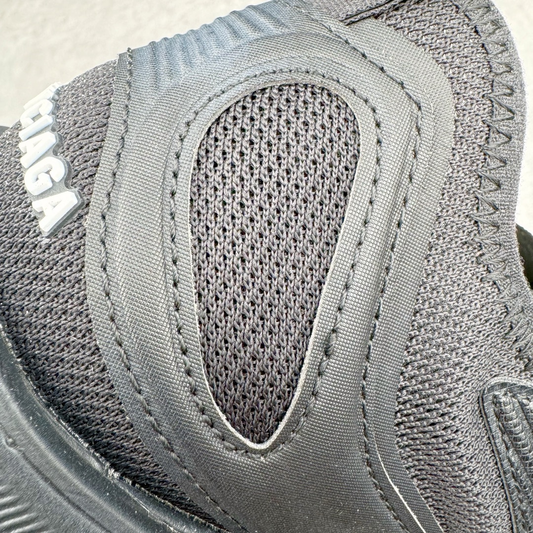 图片[13]-＃绿X BALENCIAGA CIRCUIT 巴黎世家圆头系带LOGO印花低帮老爹鞋 全套原纸板楦头开发 最原汁原味的灵魂版型 全鞋荧光划线卡点 胶水把控整洁度追求极致完美 每一双都是工艺品 多重QC质检 超越公司货的品控标准 实实在在的免检产品 原盒原配 正确字体电绣 粗细、位置、大小正确 侧边TPU 透气孔匹配意产原版 正确分离大底 TPU软底 原版一致大底LOGO 立体感十足 原厂皮料水洗做旧 采购原厂网纱 偏大一码 尺码：35 36 37 38 39 40 41 42 43 44 45 46-选品中心